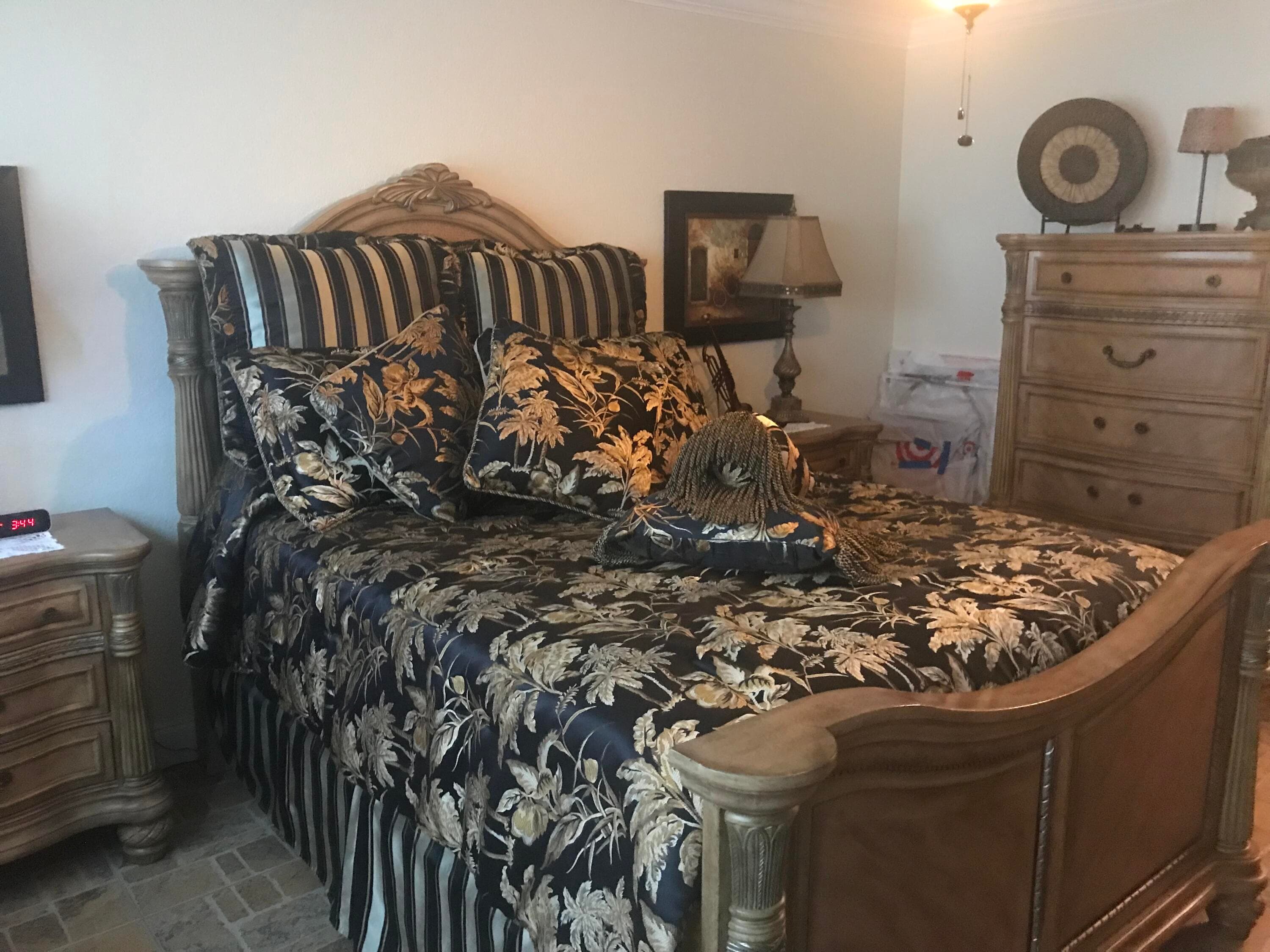 700 NE 14th Avenue NE 404, Hallandale Beach, FL 33009 — photo 19 of 43