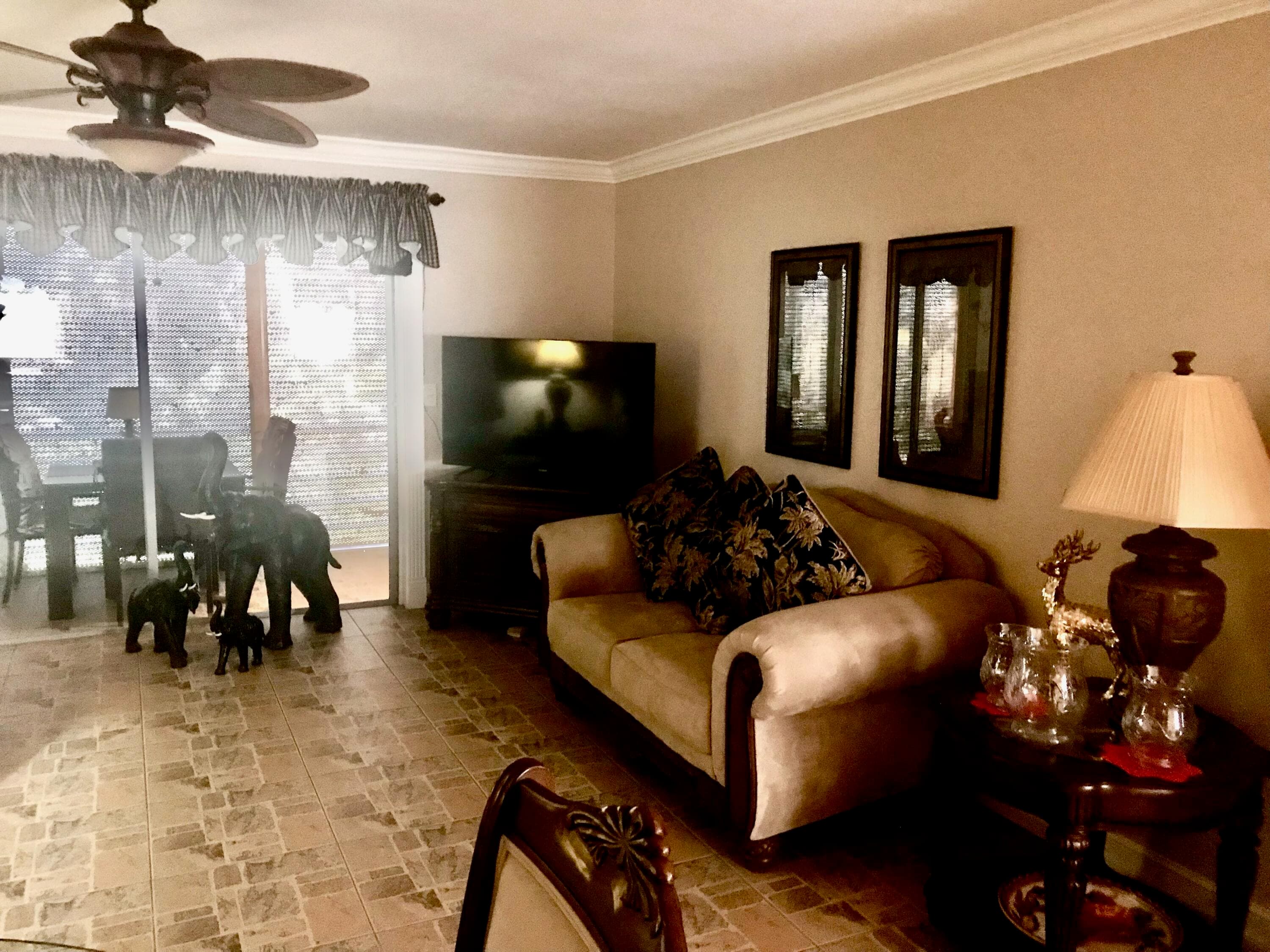 700 NE 14th Avenue NE 404, Hallandale Beach, FL 33009 — photo 9 of 43