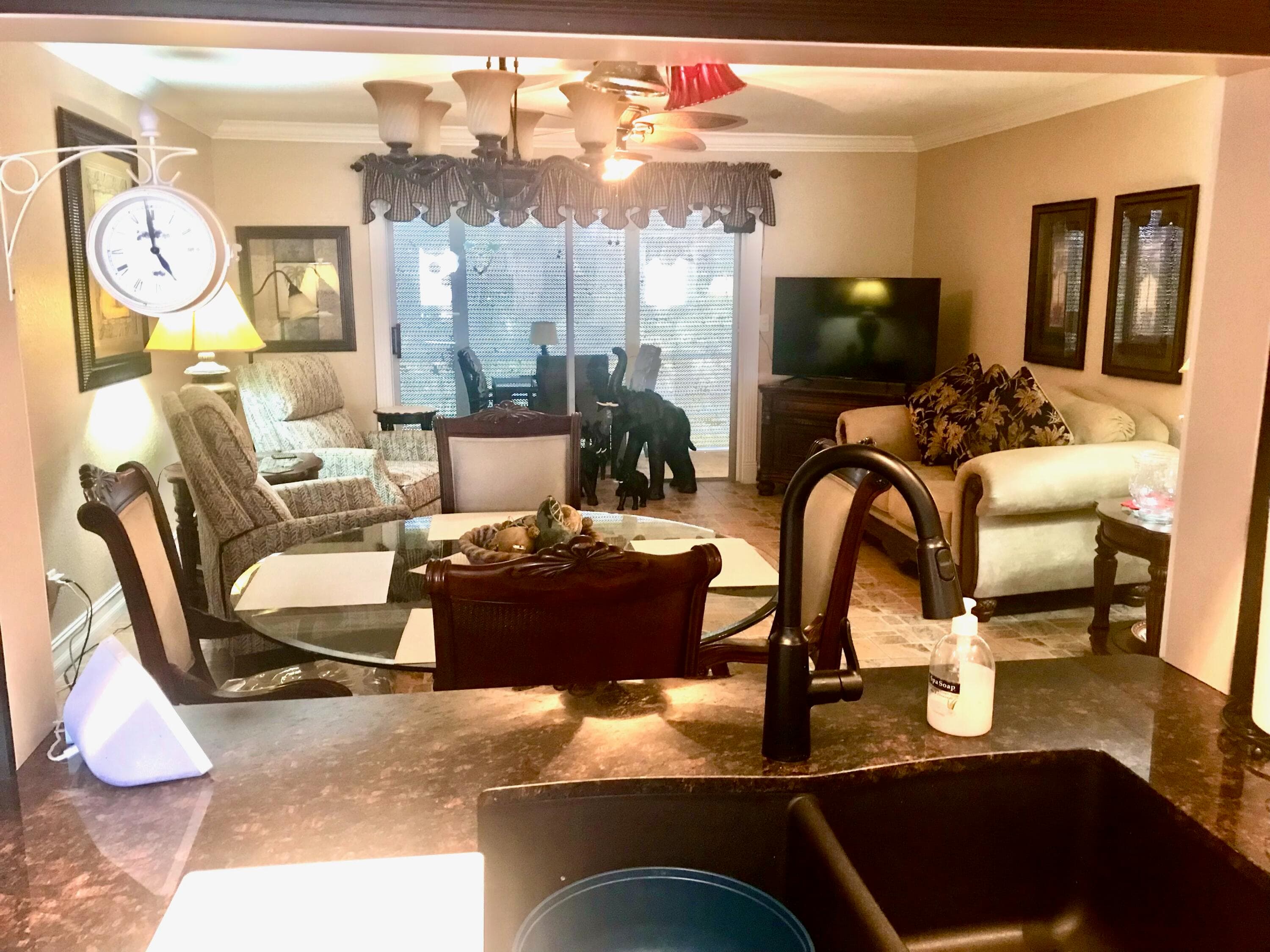 700 NE 14th Avenue NE 404, Hallandale Beach, FL 33009 — photo 32 of 43
