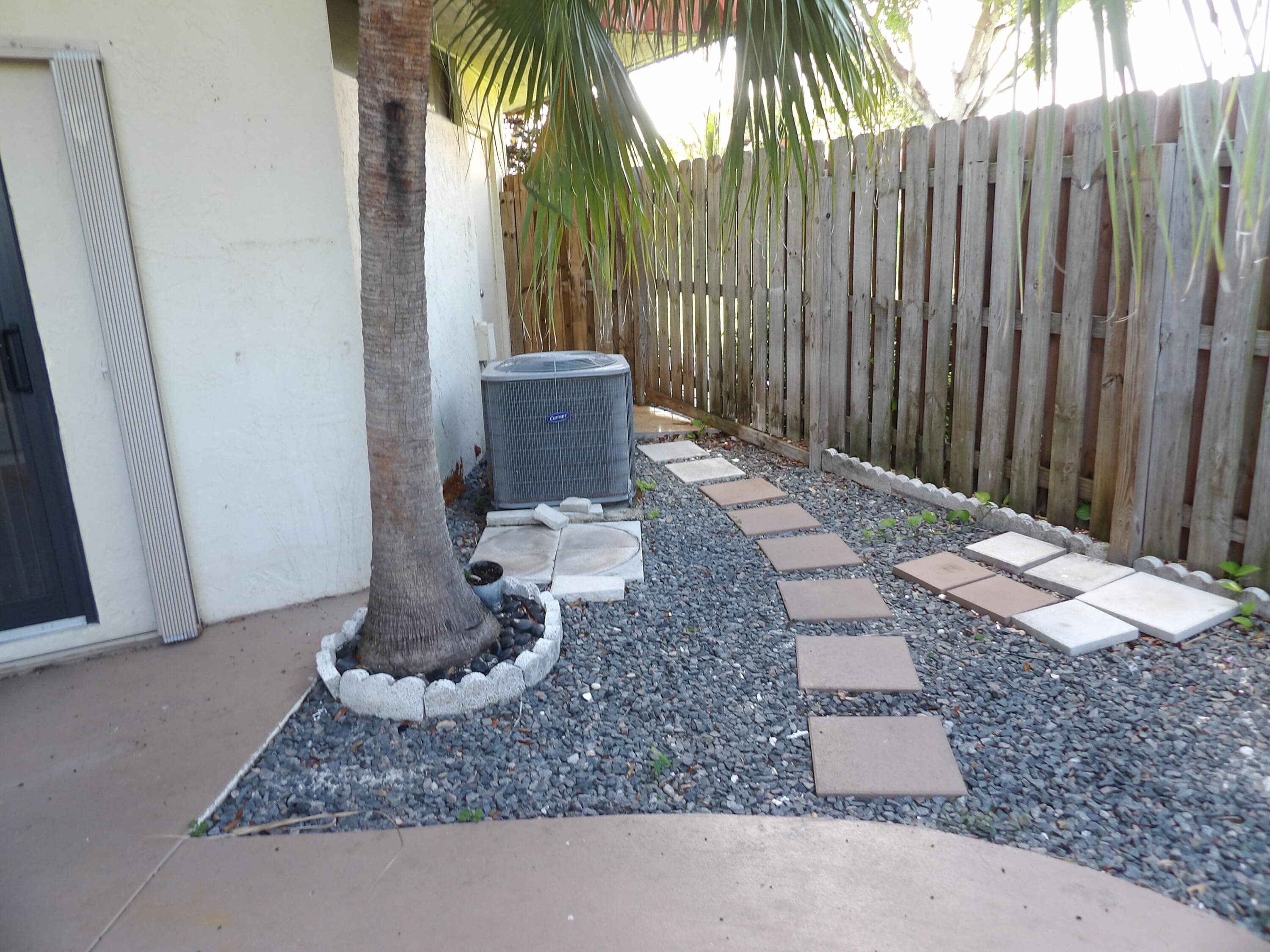 3845 Victoria Drive, West Palm Beach, FL 33406 — photo 7 of 31