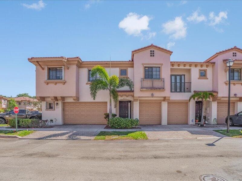 4712 Grand Cypress Circle N, Coconut Creek, FL 33073 — photo 1 of 39