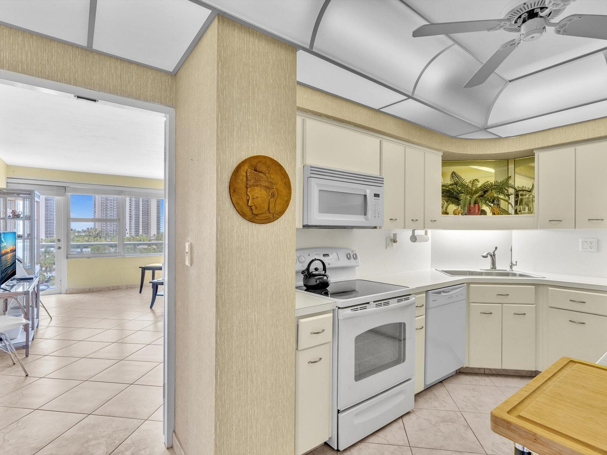 3300 NE 36th Street 721, Fort Lauderdale, FL 33308 — photo 15 of 47