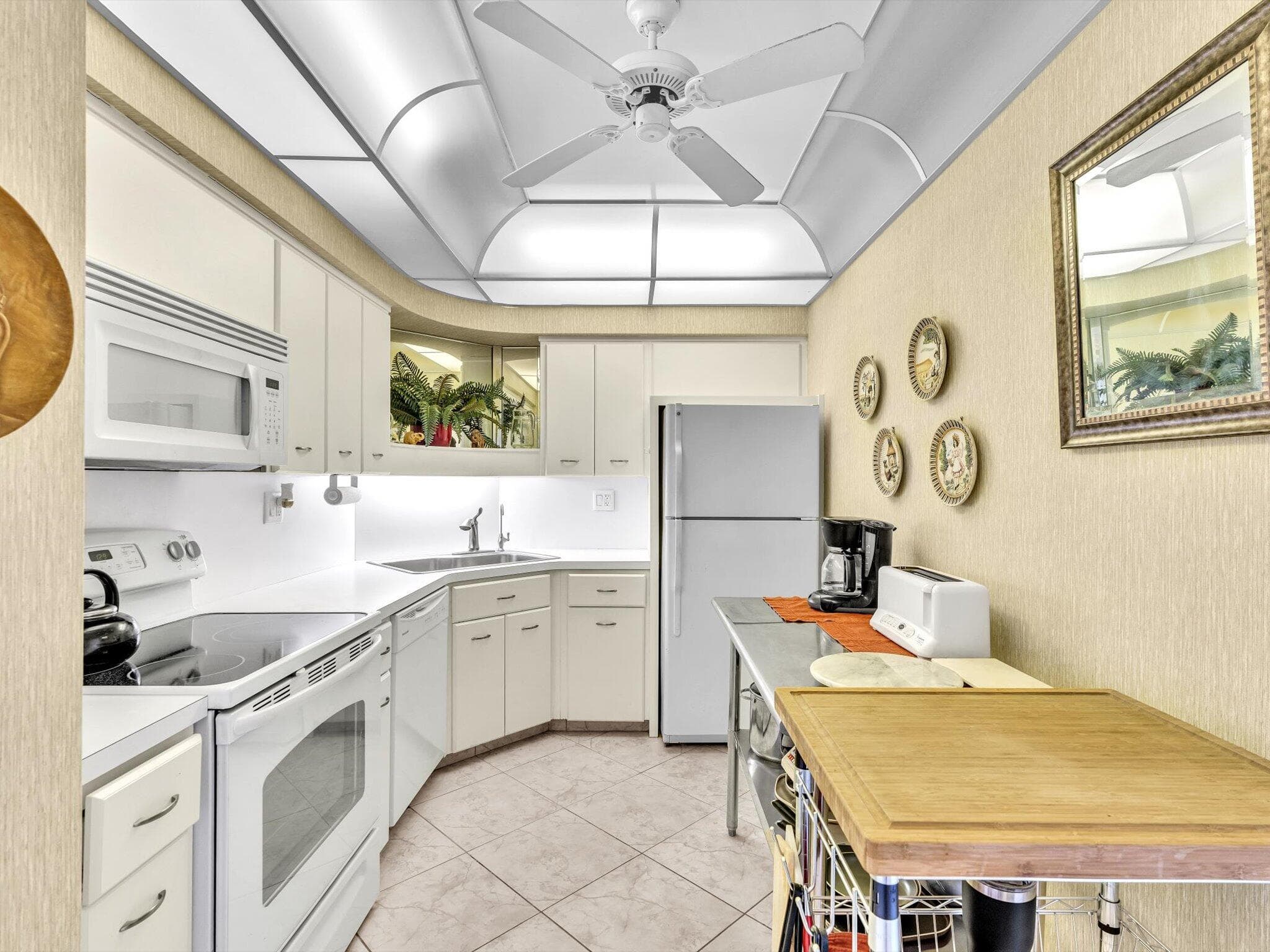 3300 NE 36th Street 721, Fort Lauderdale, FL 33308 — photo 16 of 47