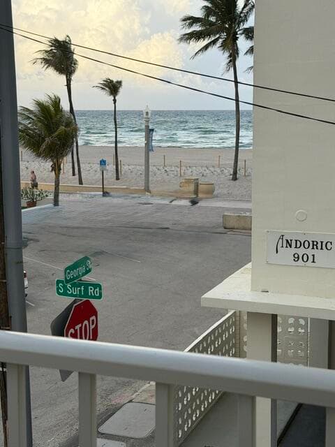 300 Georgia Street 1-5, Hollywood, FL 33019 — photo 6 of 6