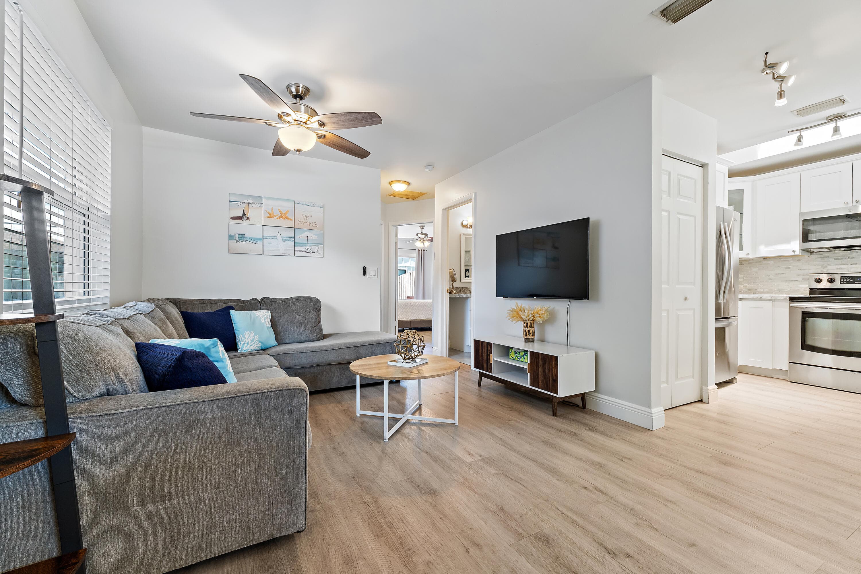 6029 Eberts Street, Jupiter, FL 33458 — photo 9 of 61