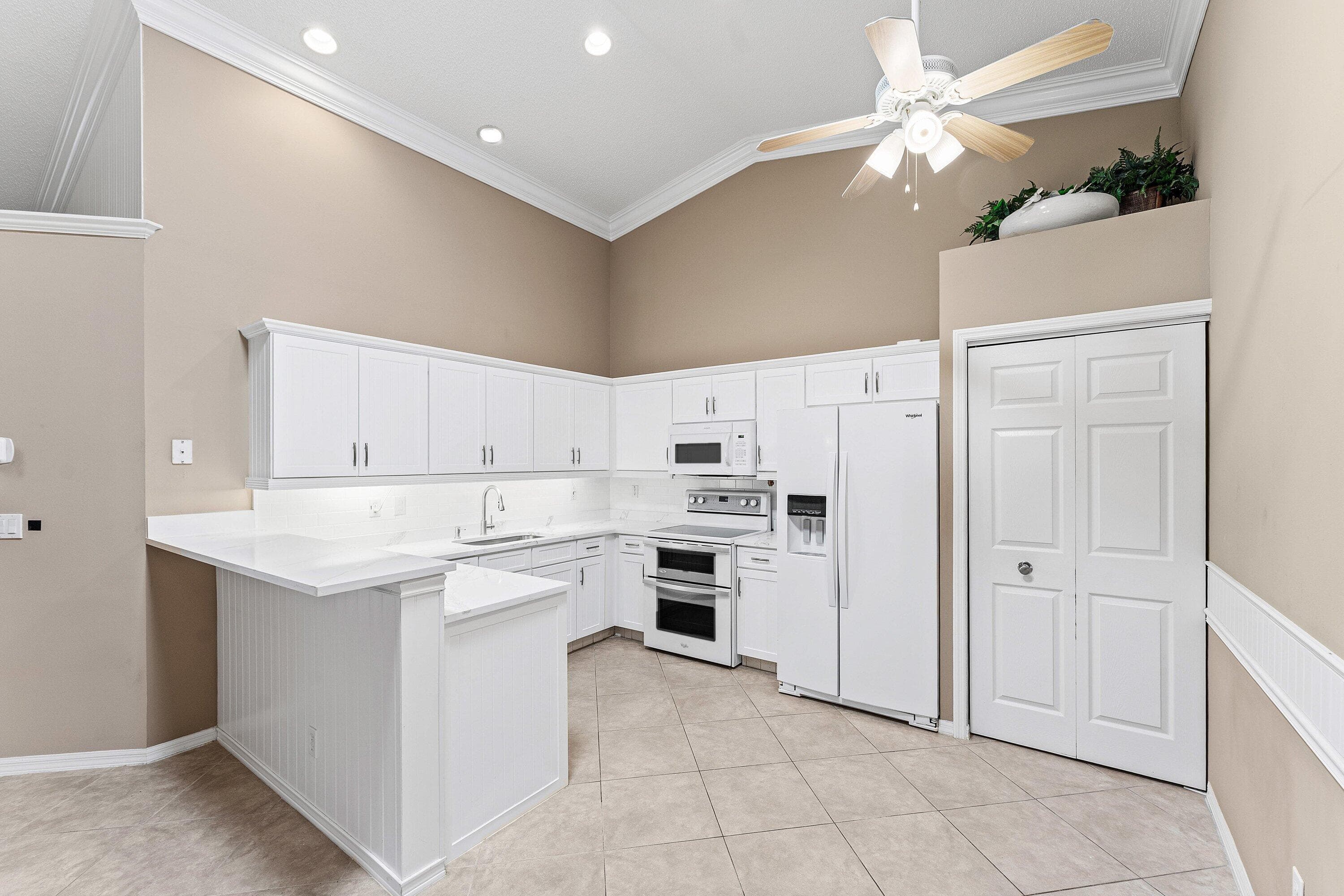 8059 Dolomtian Way, Boynton Beach, FL 33472 — photo 15 of 47