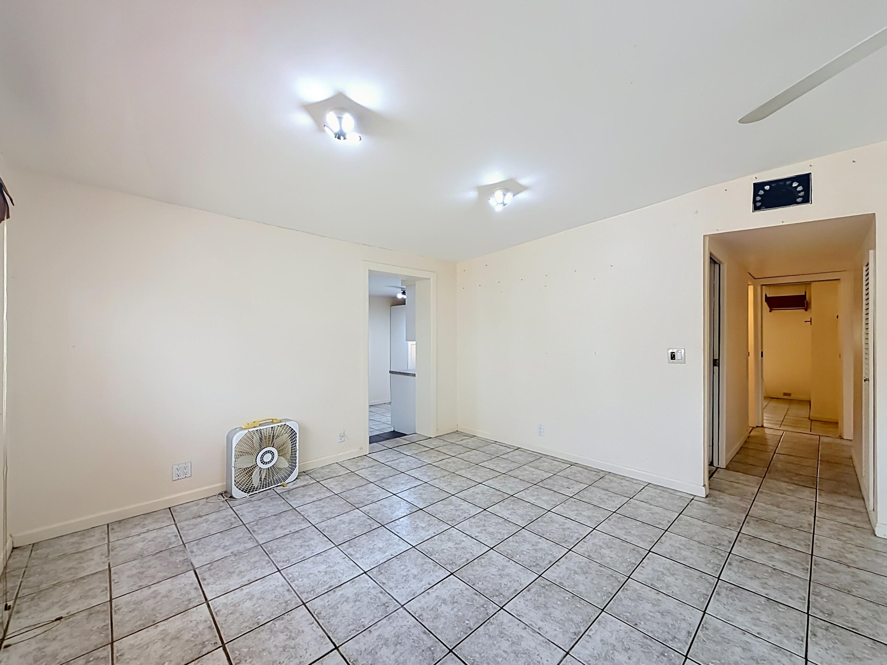 2066 Tarragon Road, West Palm Beach, FL 33415 — photo 13 of 35