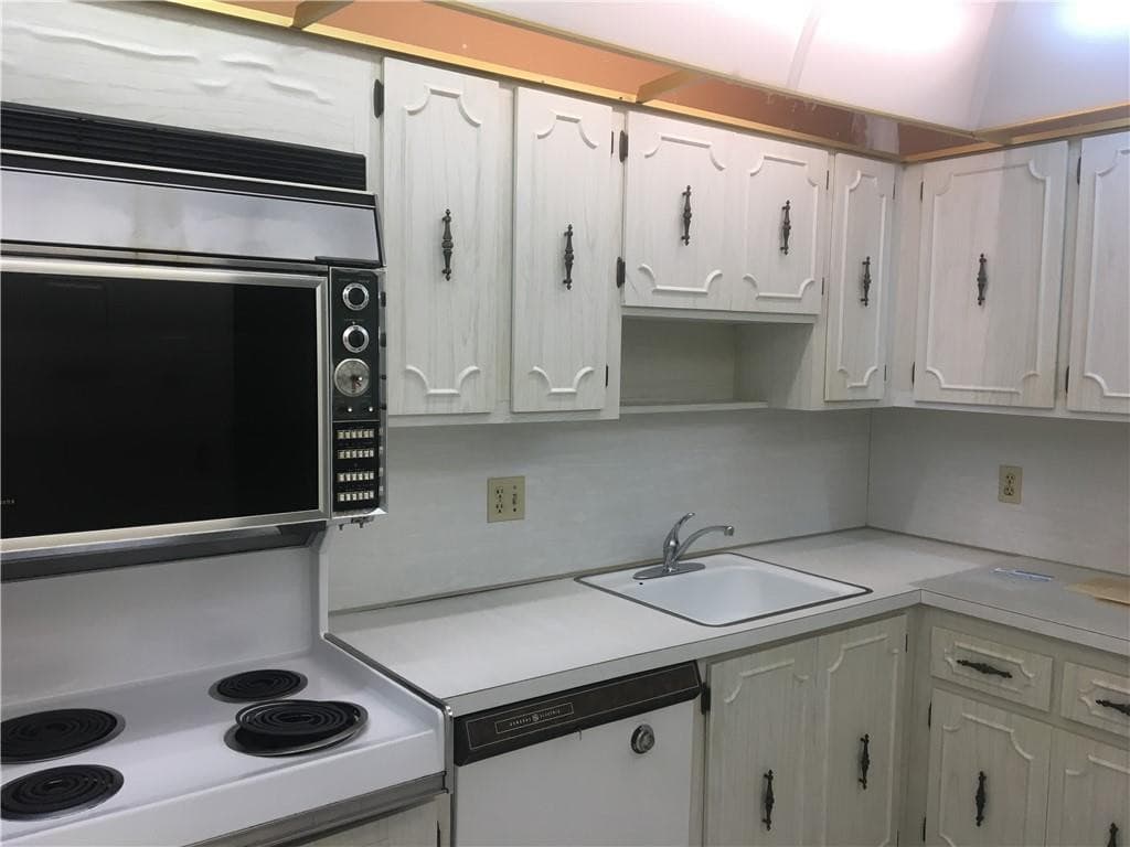 2851 S Palm Aire Drive 309, Pompano Beach, FL 33069 — photo 3 of 10