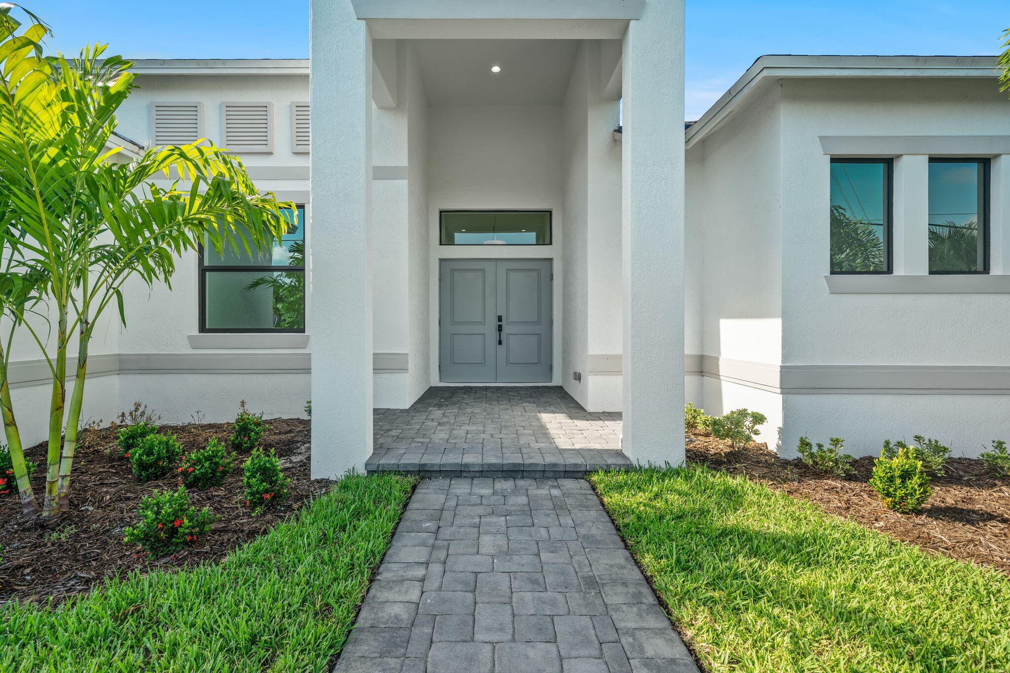 632 SE Seahouse Drive, Port St. Lucie, FL 34983 — photo 6 of 48
