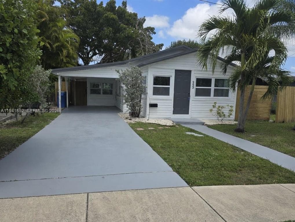 953 NE 37th Street, Oakland Park, FL 33334 — photo 6 of 8