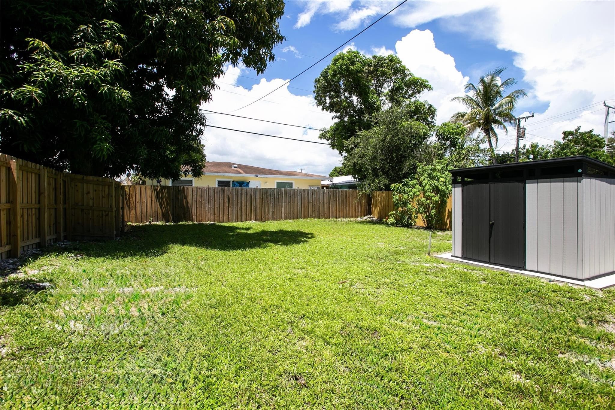 1135 NW 6th Avenue, Fort Lauderdale, FL 33311 — photo 2 of 11