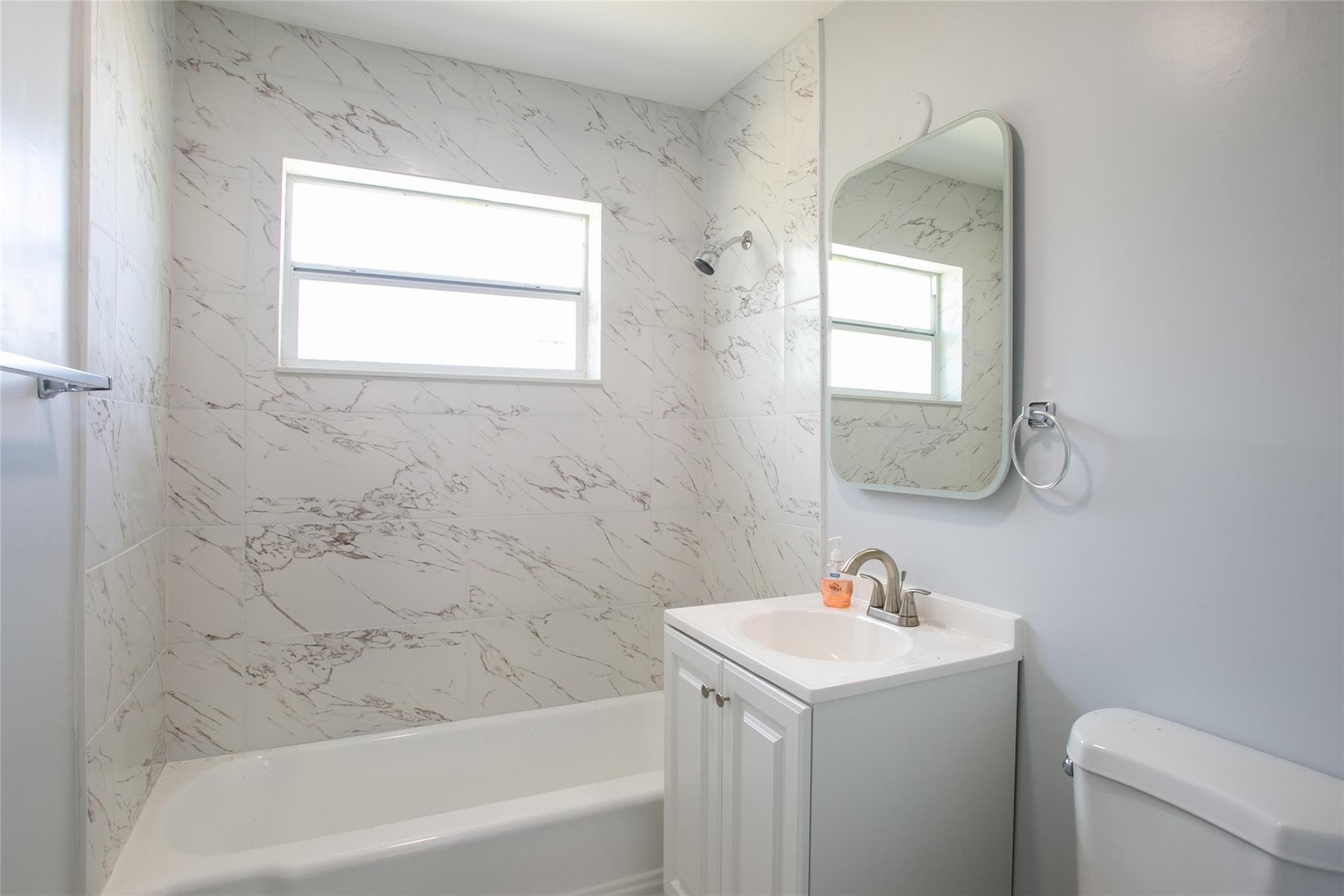1135 NW 6th Avenue, Fort Lauderdale, FL 33311 — photo 5 of 11