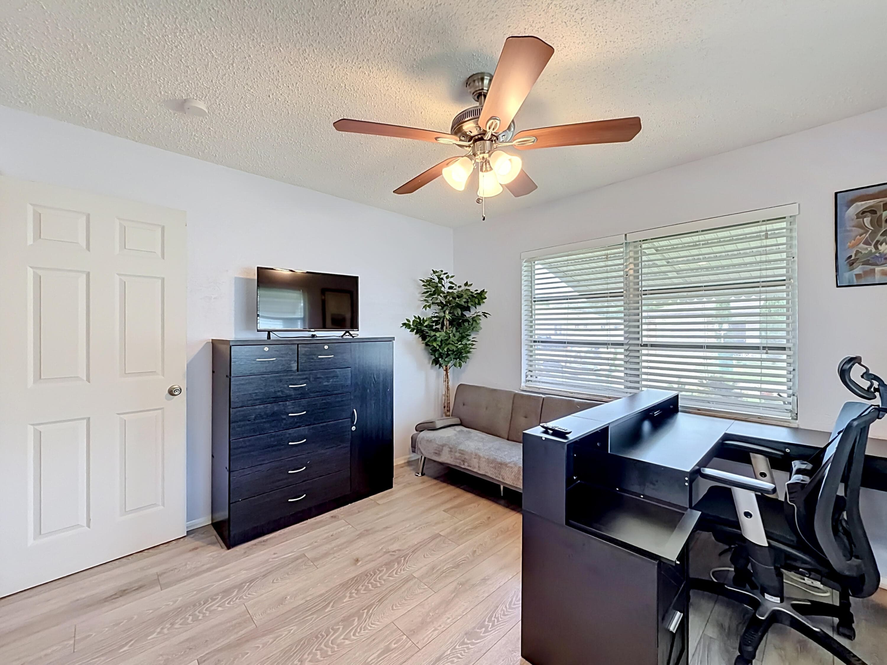 7210 NW 77th Street, Tamarac, FL 33321 — photo 18 of 31