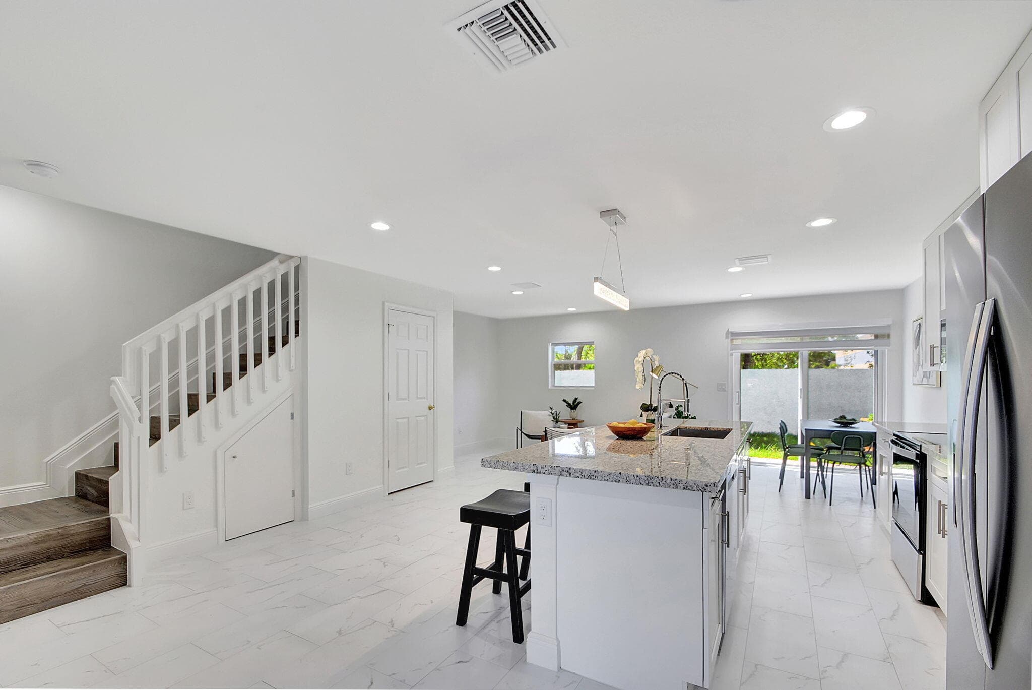 3868 Patio Court 5, Palm Springs, FL 33461 — photo 4 of 43