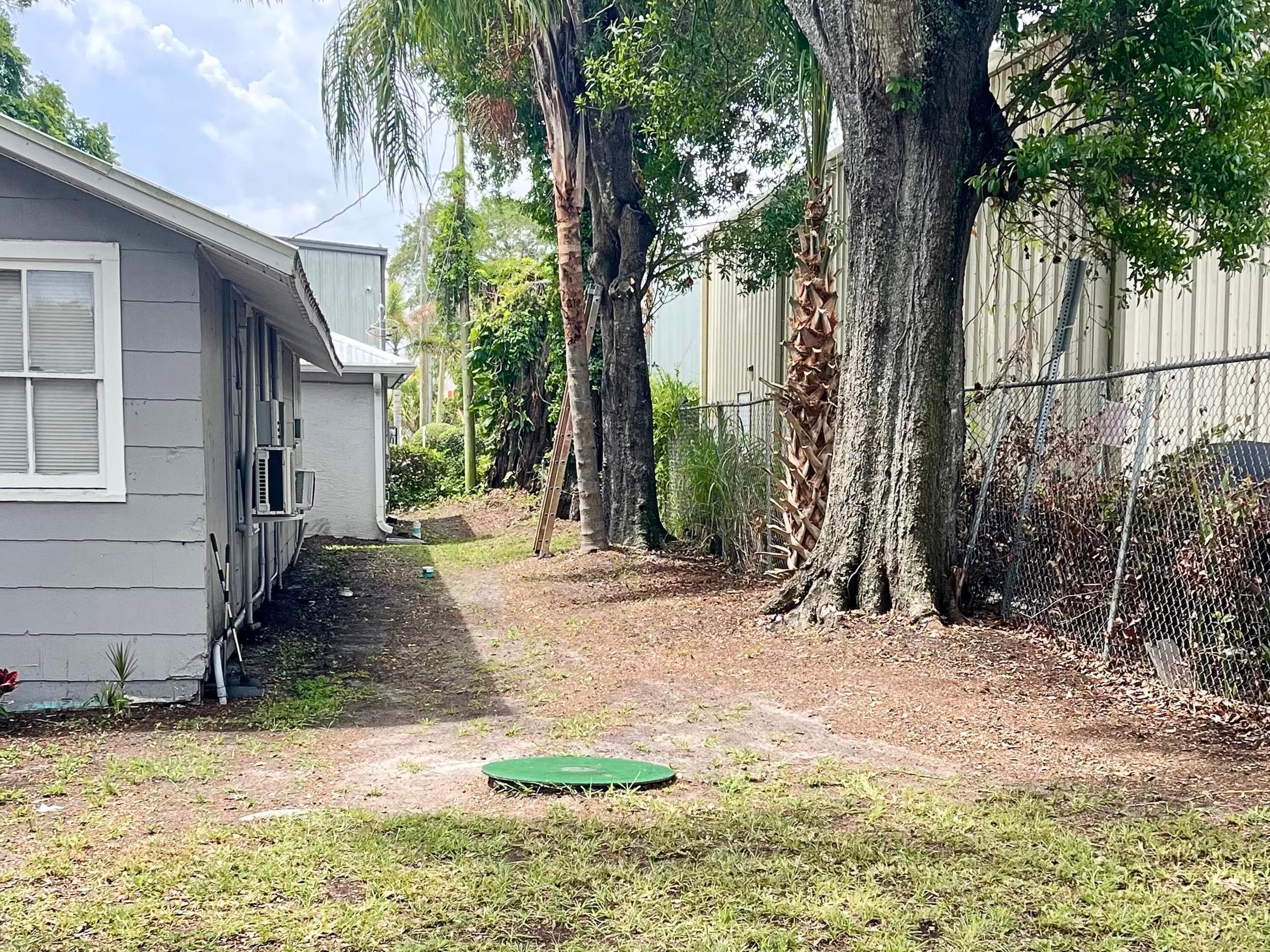 1135 17th Place, Vero Beach, FL 32960 — photo 8 of 9