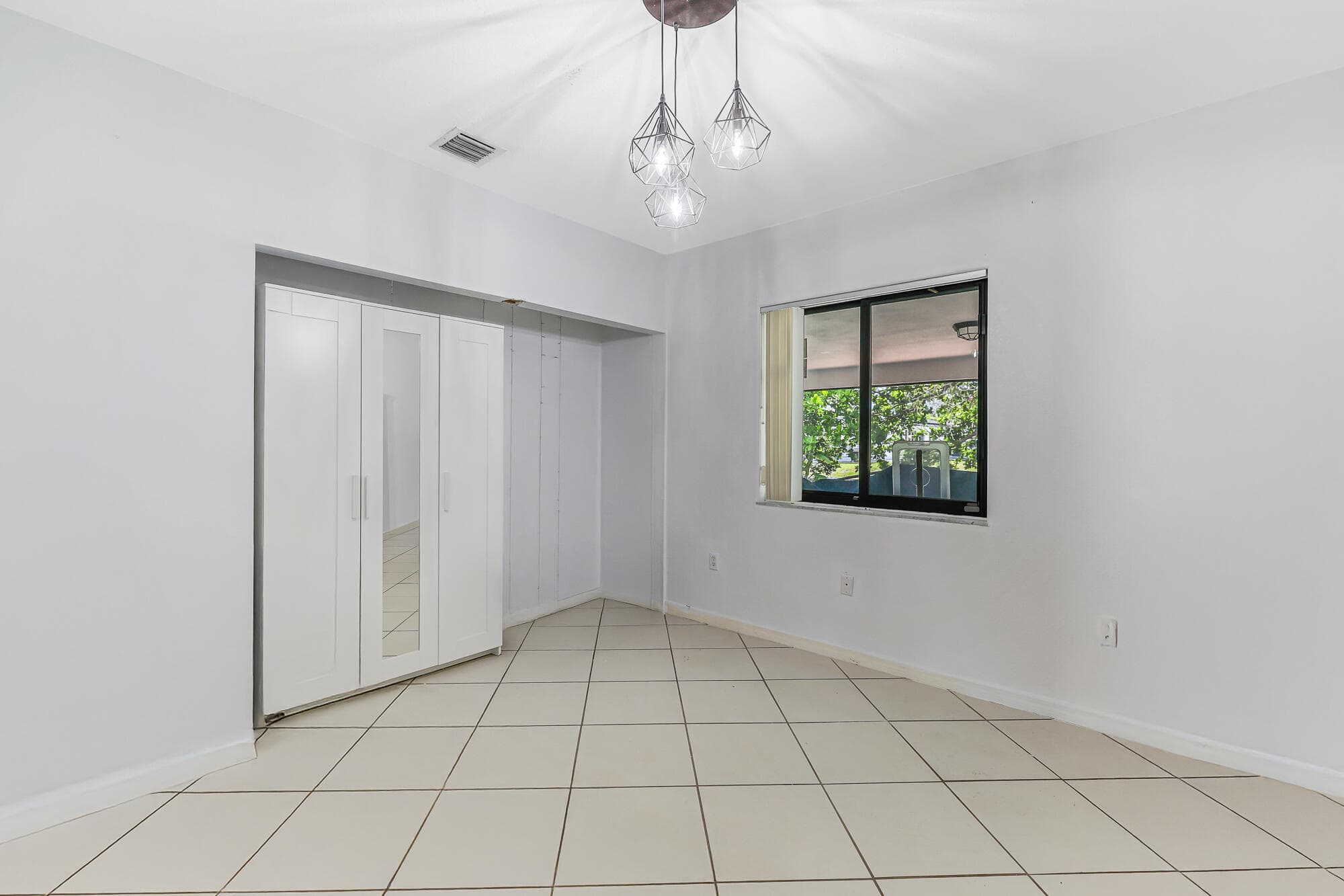 2000 SW 28th Avenue, Fort Lauderdale, FL 33312 — photo 15 of 36