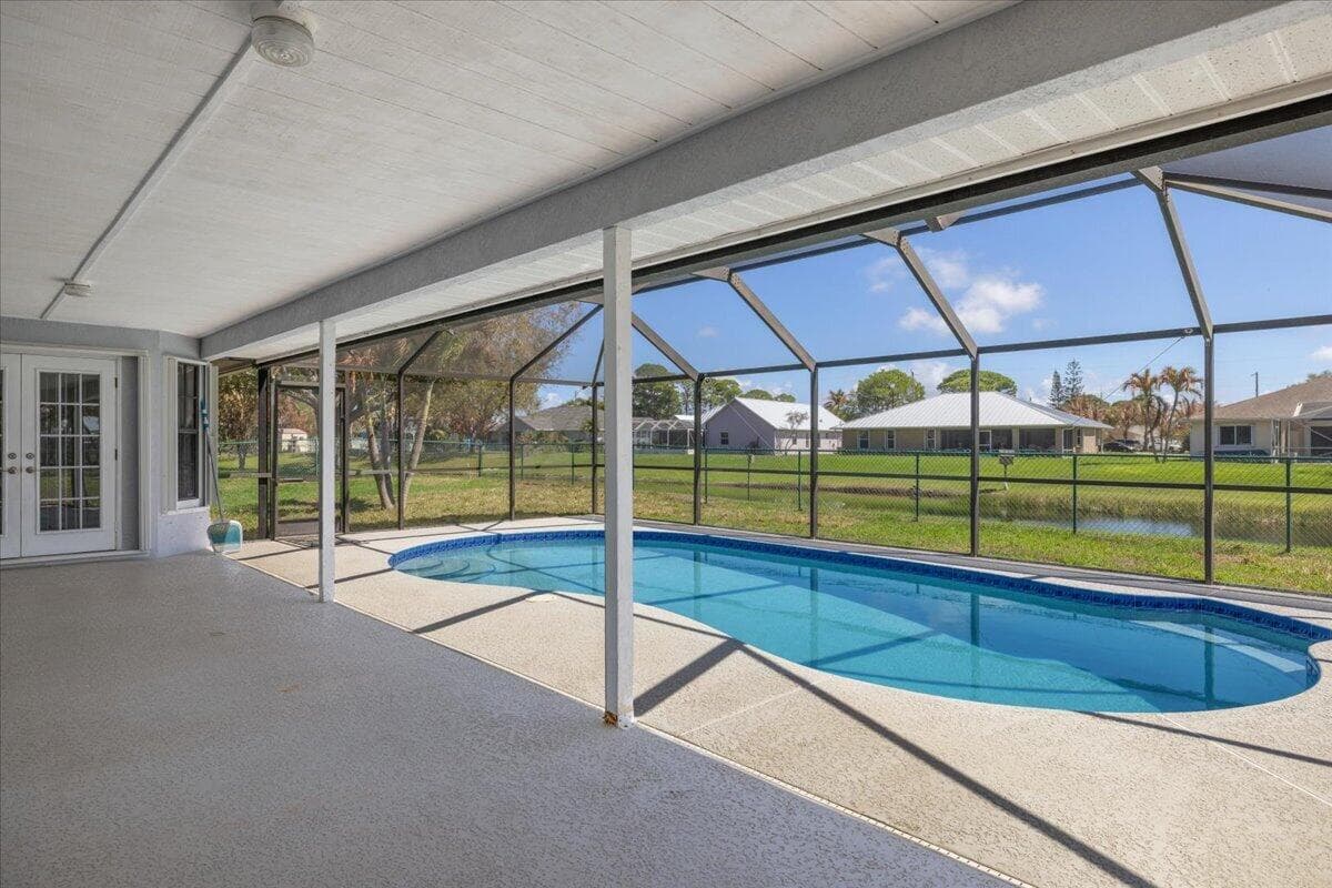 1902 SE Gaskins Circle, Port St. Lucie, FL 34952 — photo 2 of 22