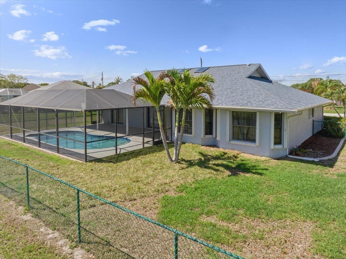 1902 SE Gaskins Circle, Port St. Lucie, FL 34952 — photo 16 of 22