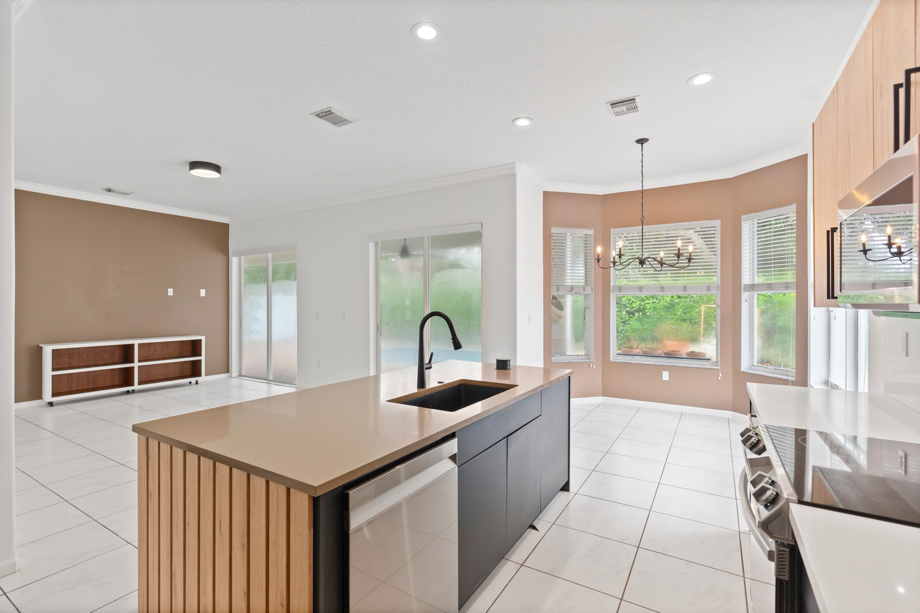 19360 SW 29th Court, Miramar, FL 33029 — photo 8 of 57
