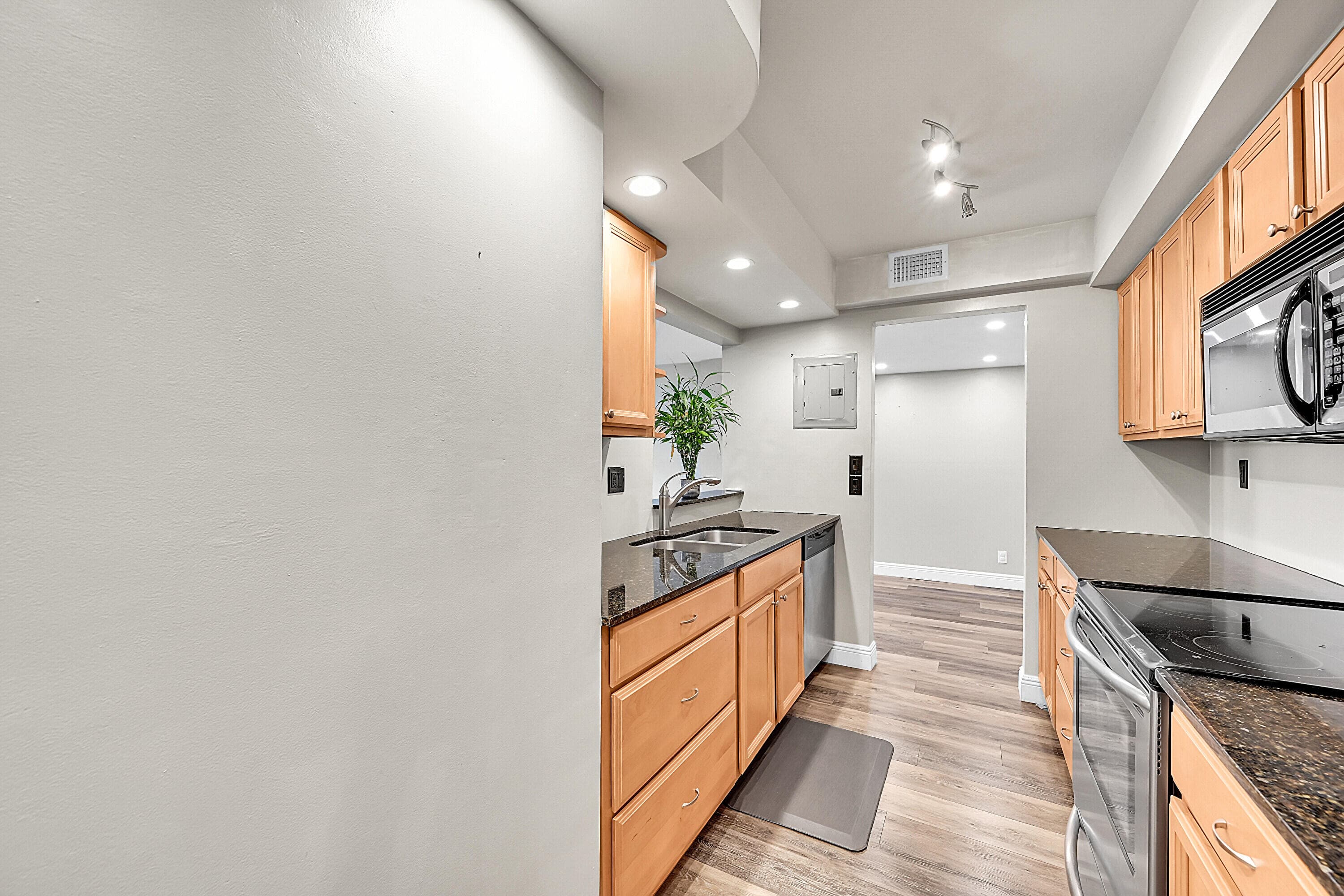 777 S Federal Highway 216, Pompano Beach, FL 33062 — photo 5 of 19