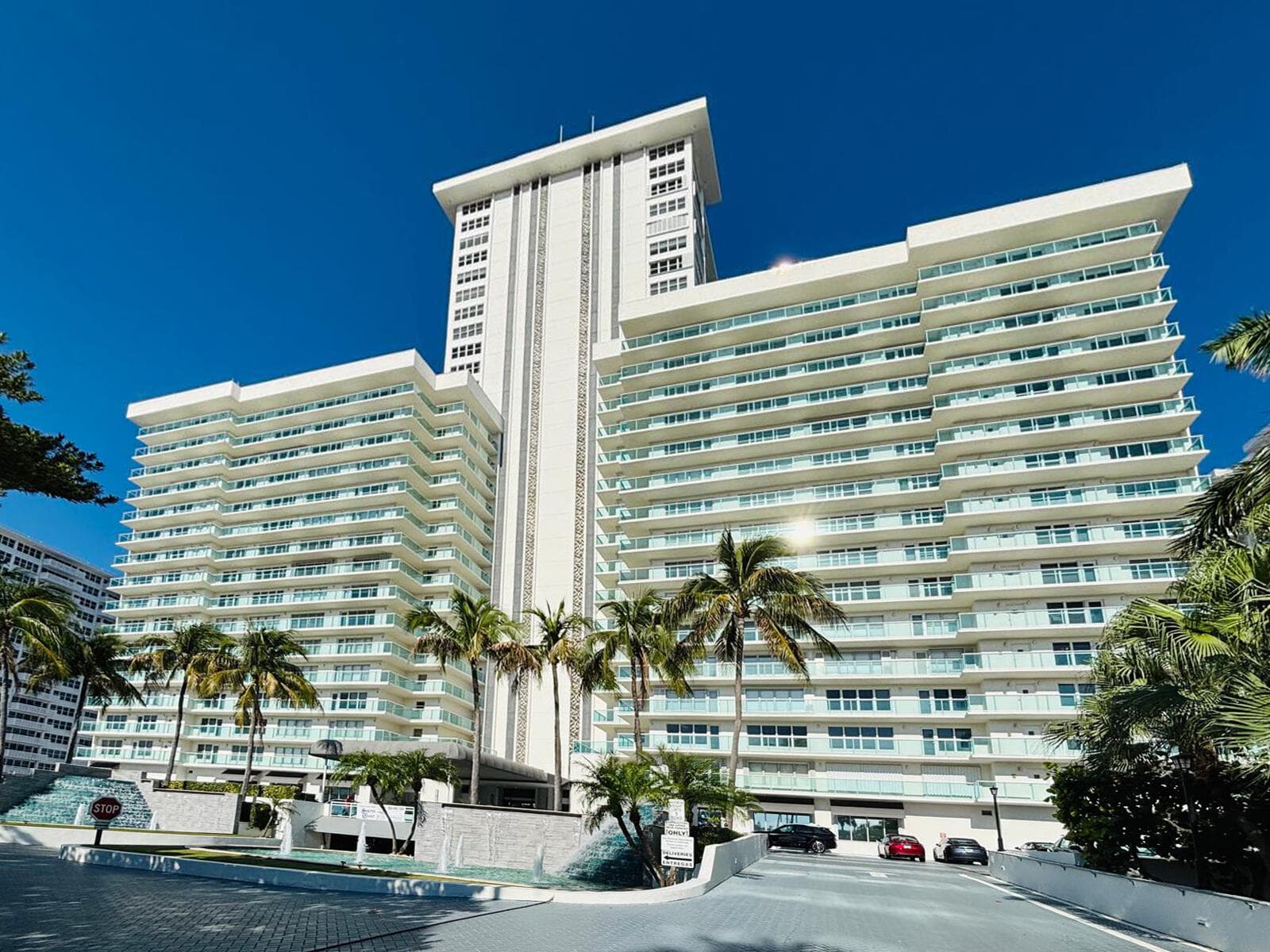 3900 Galt Ocean Drive 608, Fort Lauderdale, FL 33308 — photo 1 of 40