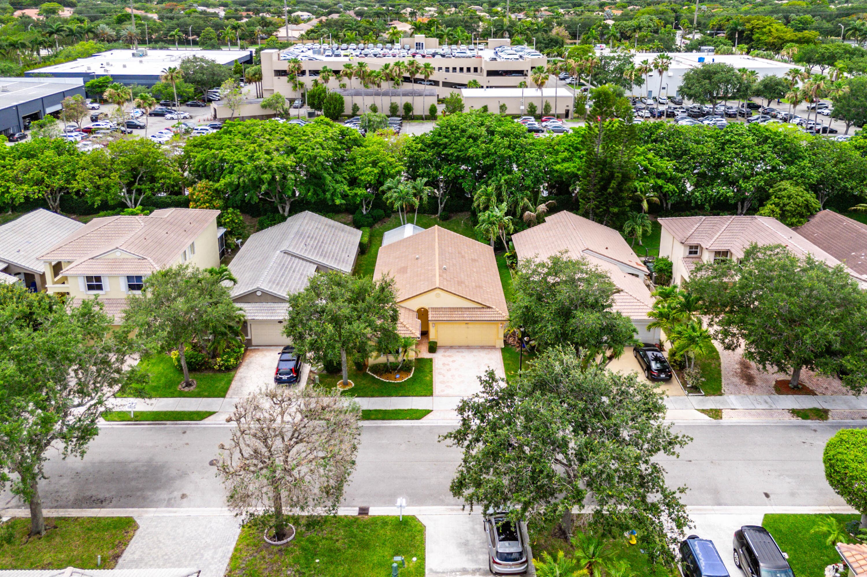 4927 NW 55th Boulevard, Coconut Creek, FL 33073 — photo 38 of 49