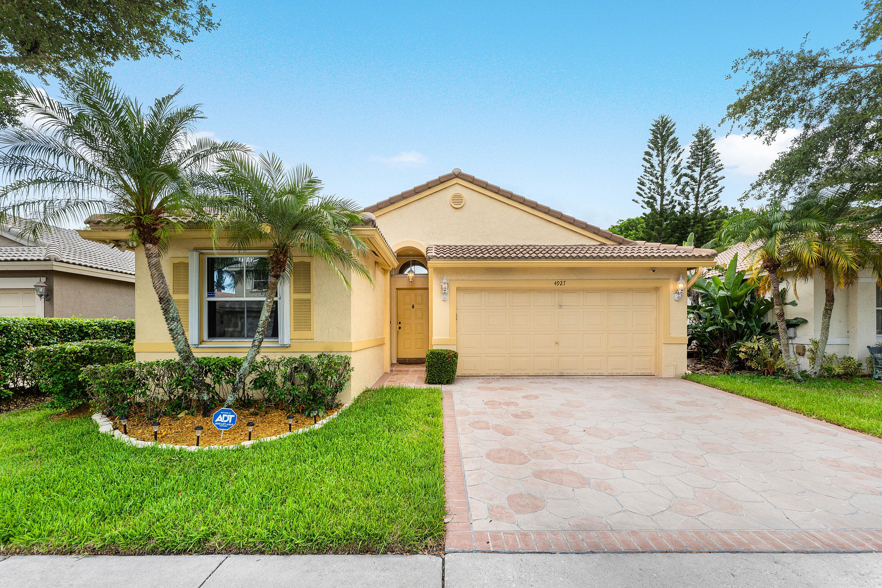 4927 NW 55th Boulevard, Coconut Creek, FL 33073 — photo 1 of 49