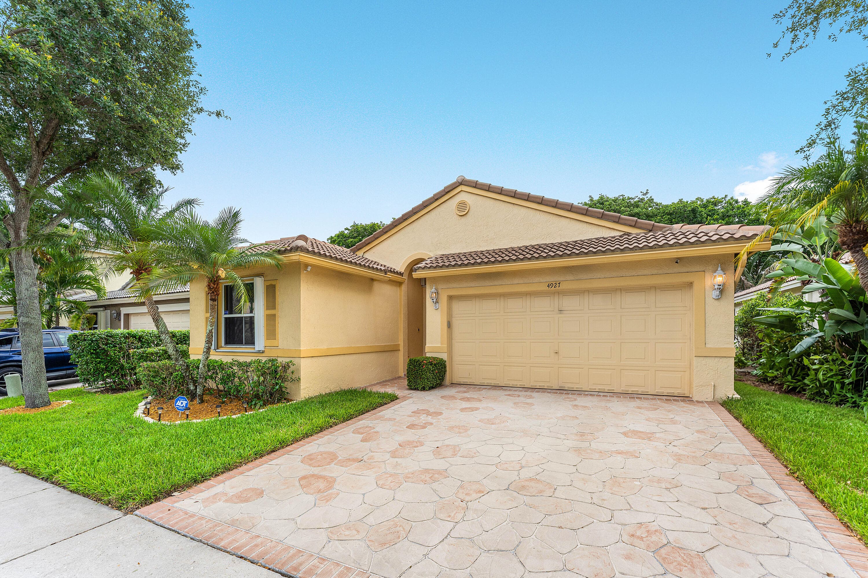 4927 NW 55th Boulevard, Coconut Creek, FL 33073 — photo 2 of 49