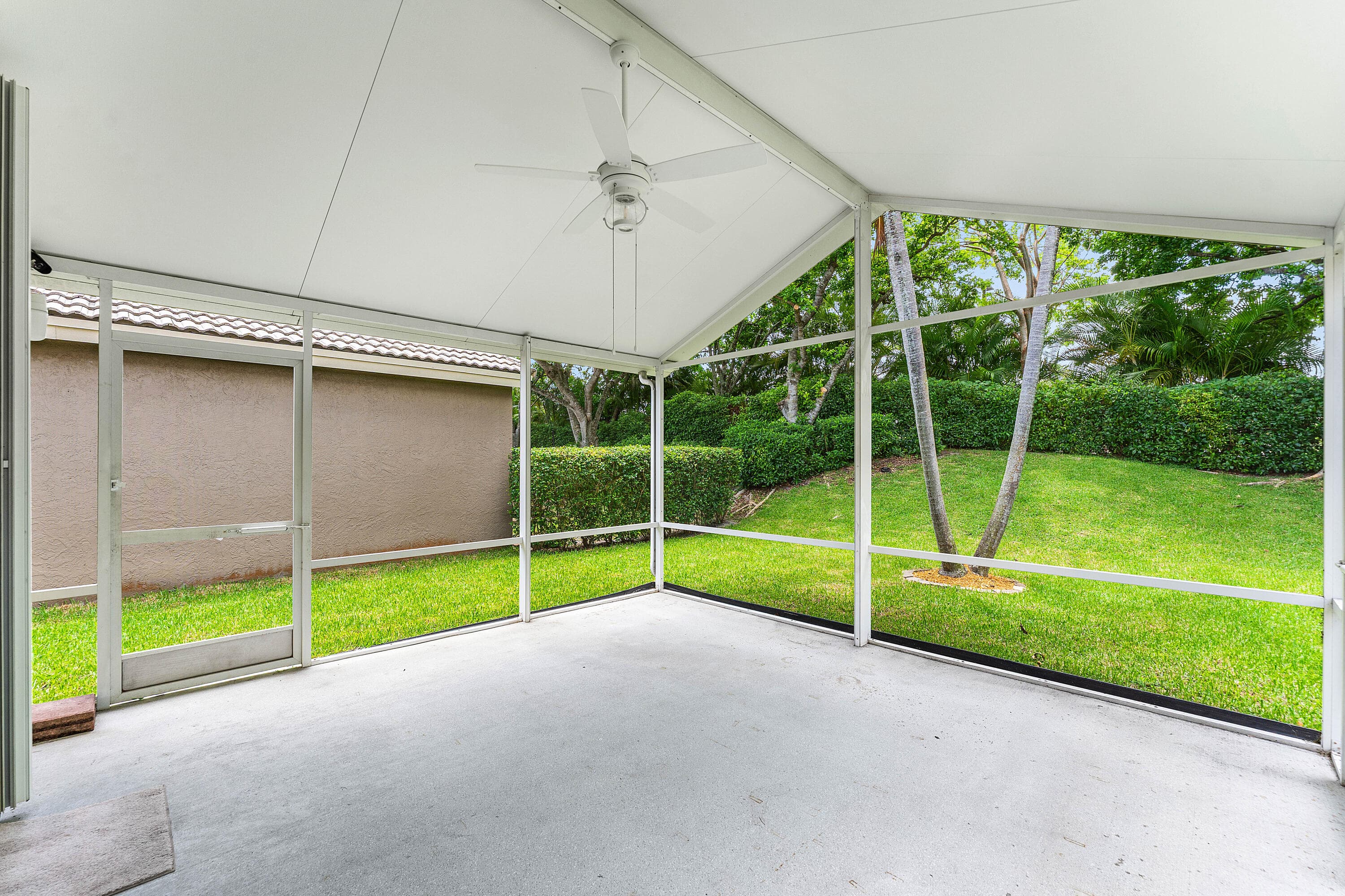 4927 NW 55th Boulevard, Coconut Creek, FL 33073 — photo 25 of 49