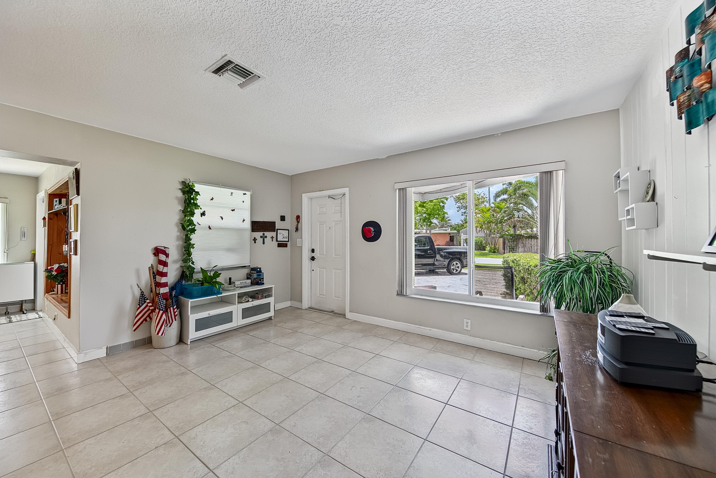 1131 SW 3rd Terrace, Pompano Beach, FL 33060 — photo 2 of 35