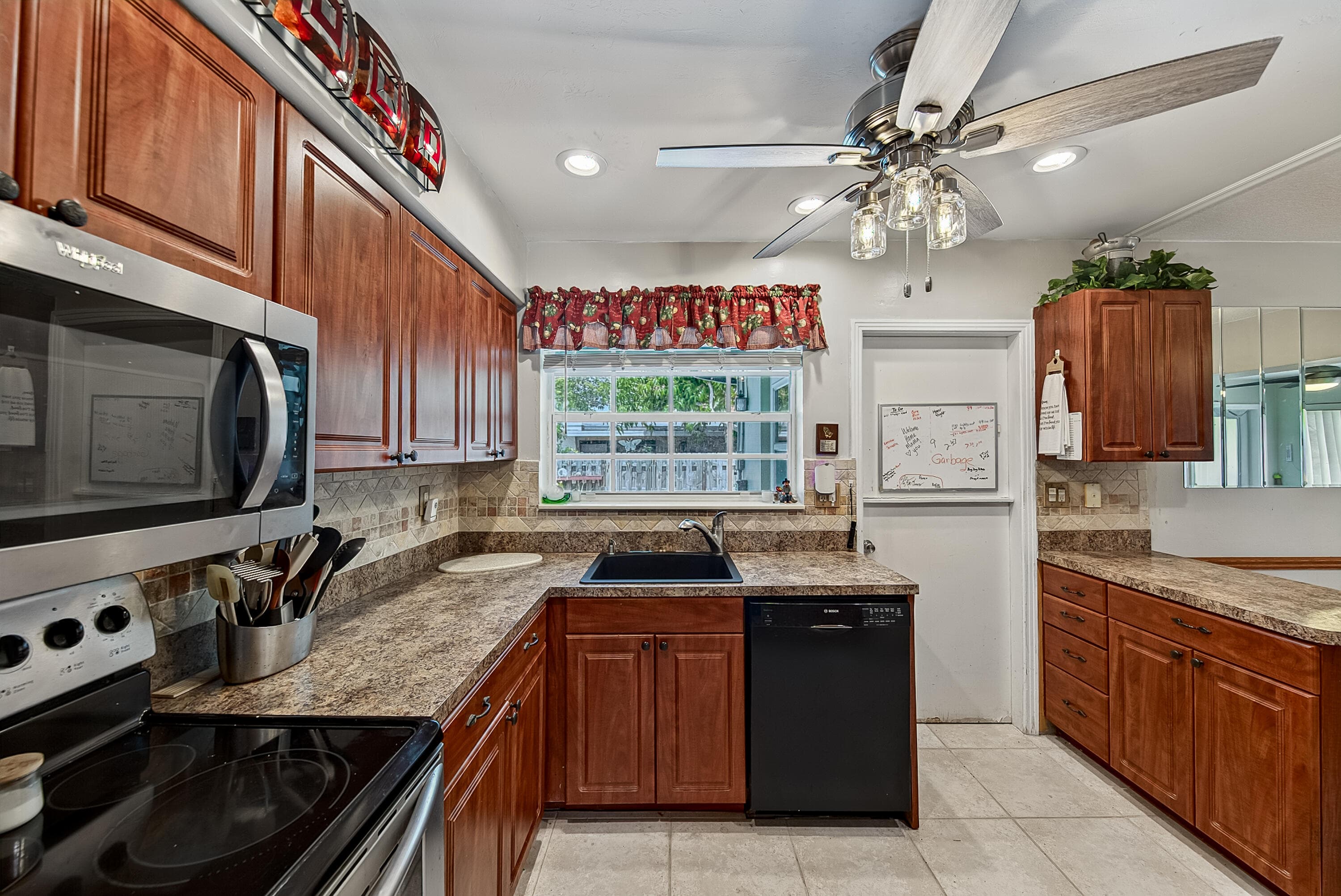 1131 SW 3rd Terrace, Pompano Beach, FL 33060 — photo 23 of 35