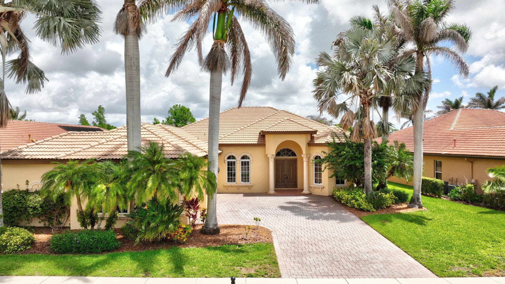 886 SW Grand Reserves Boulevard, Port St. Lucie, FL 34986 — photo 1 of 50