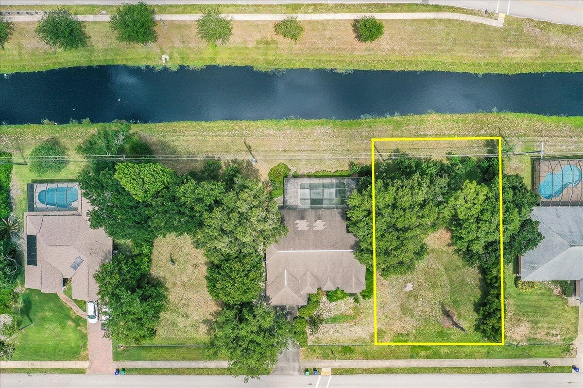 286 Main Street, Sebastian, FL 32958 — photo 2 of 7