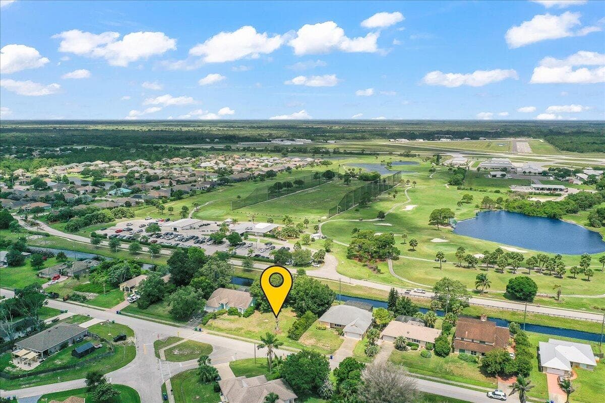 286 Main Street, Sebastian, FL 32958 — photo 4 of 7