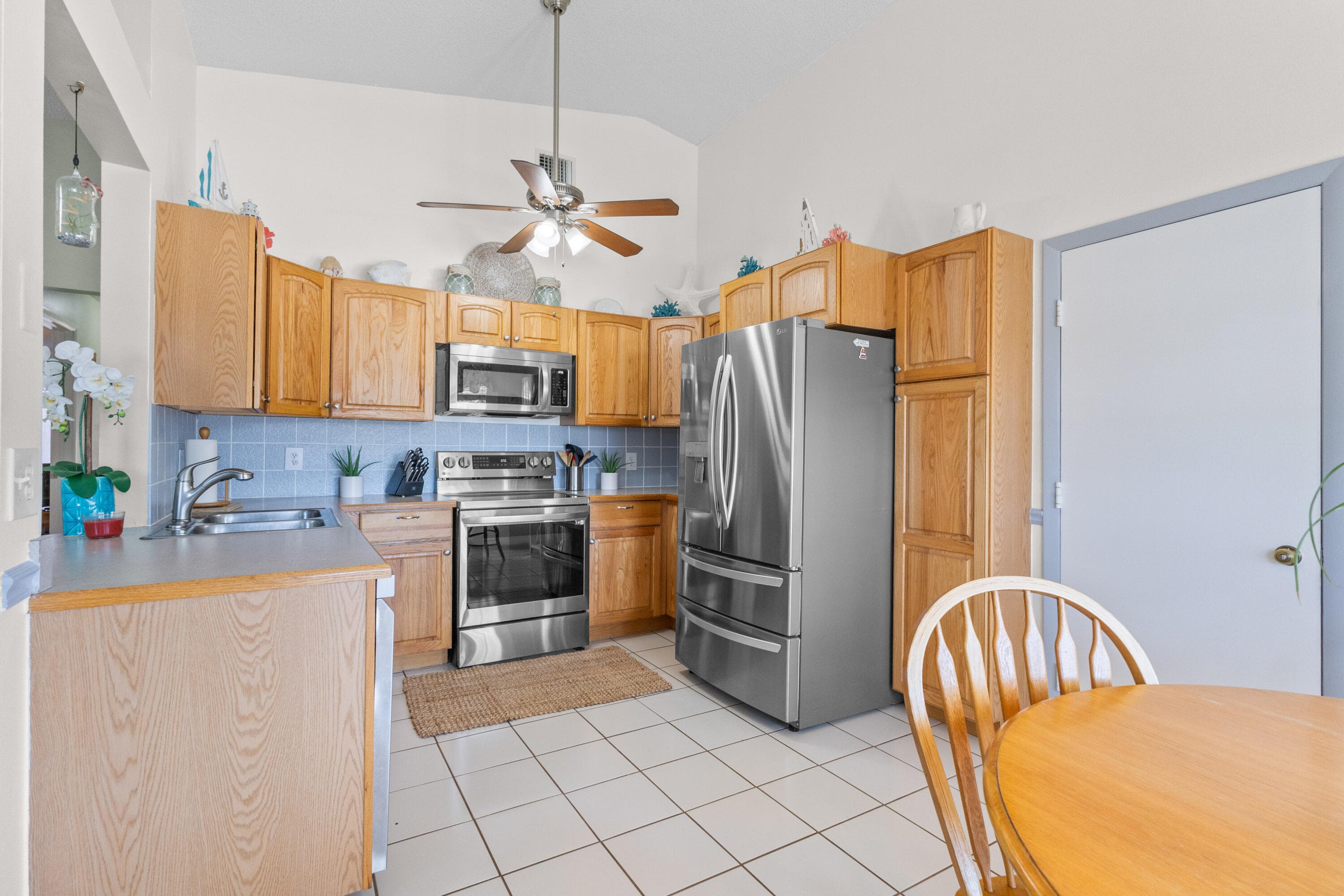 13401 SW 9th Place, Davie, FL 33325 — photo 11 of 38