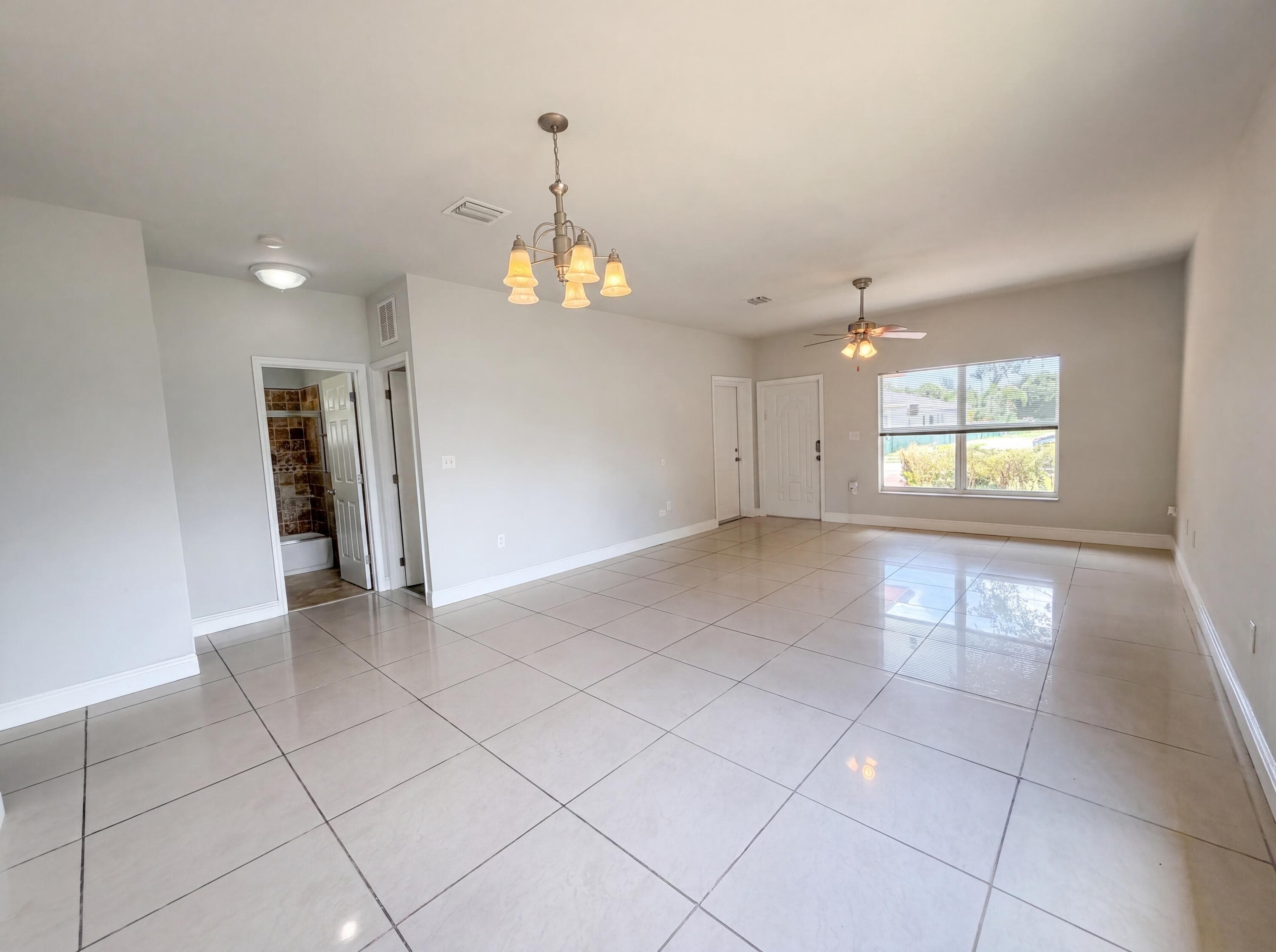 453 N Deerfield Avenue, Deerfield Beach, FL 33441 — photo 7 of 19