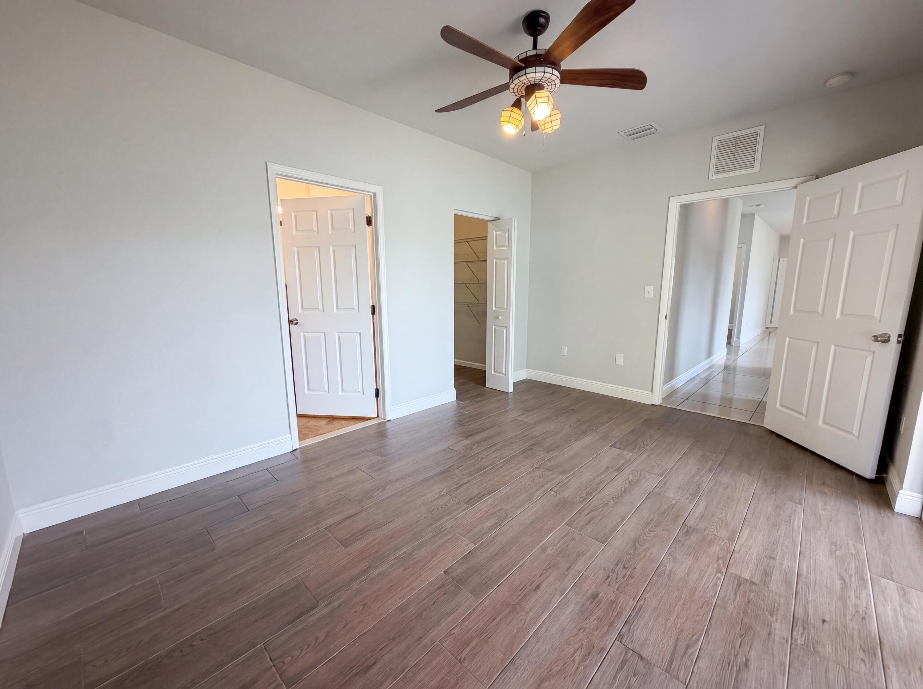453 N Deerfield Avenue, Deerfield Beach, FL 33441 — photo 13 of 19