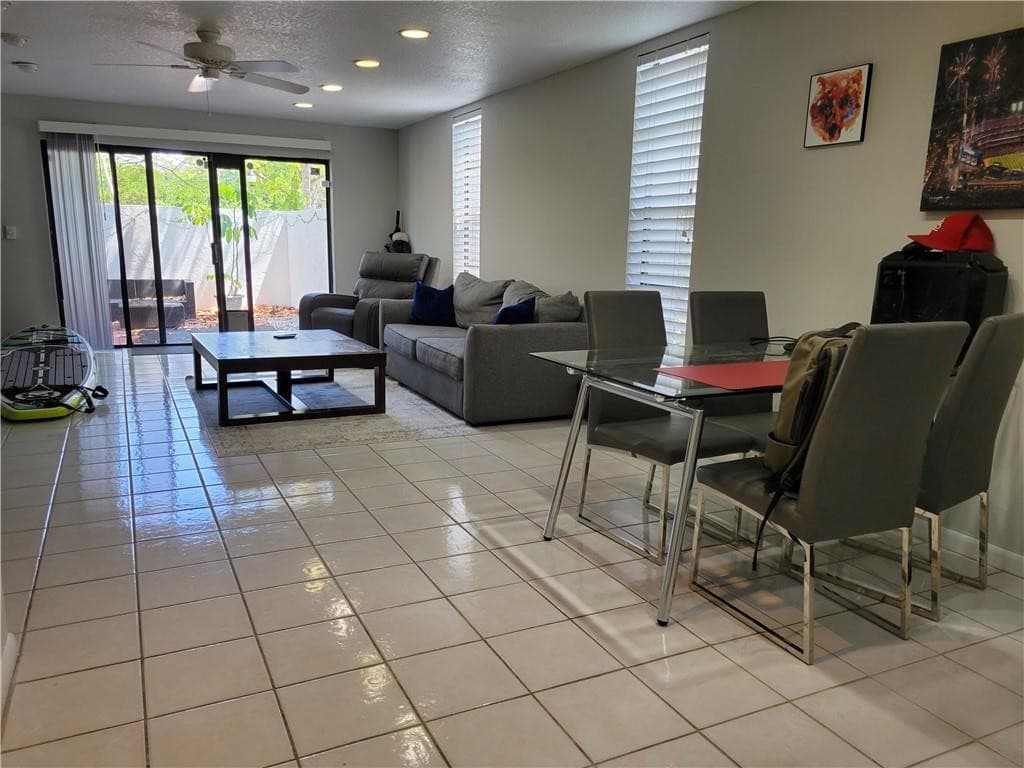 599 NE 7th Avenue, Fort Lauderdale, FL 33301 — photo 7 of 15