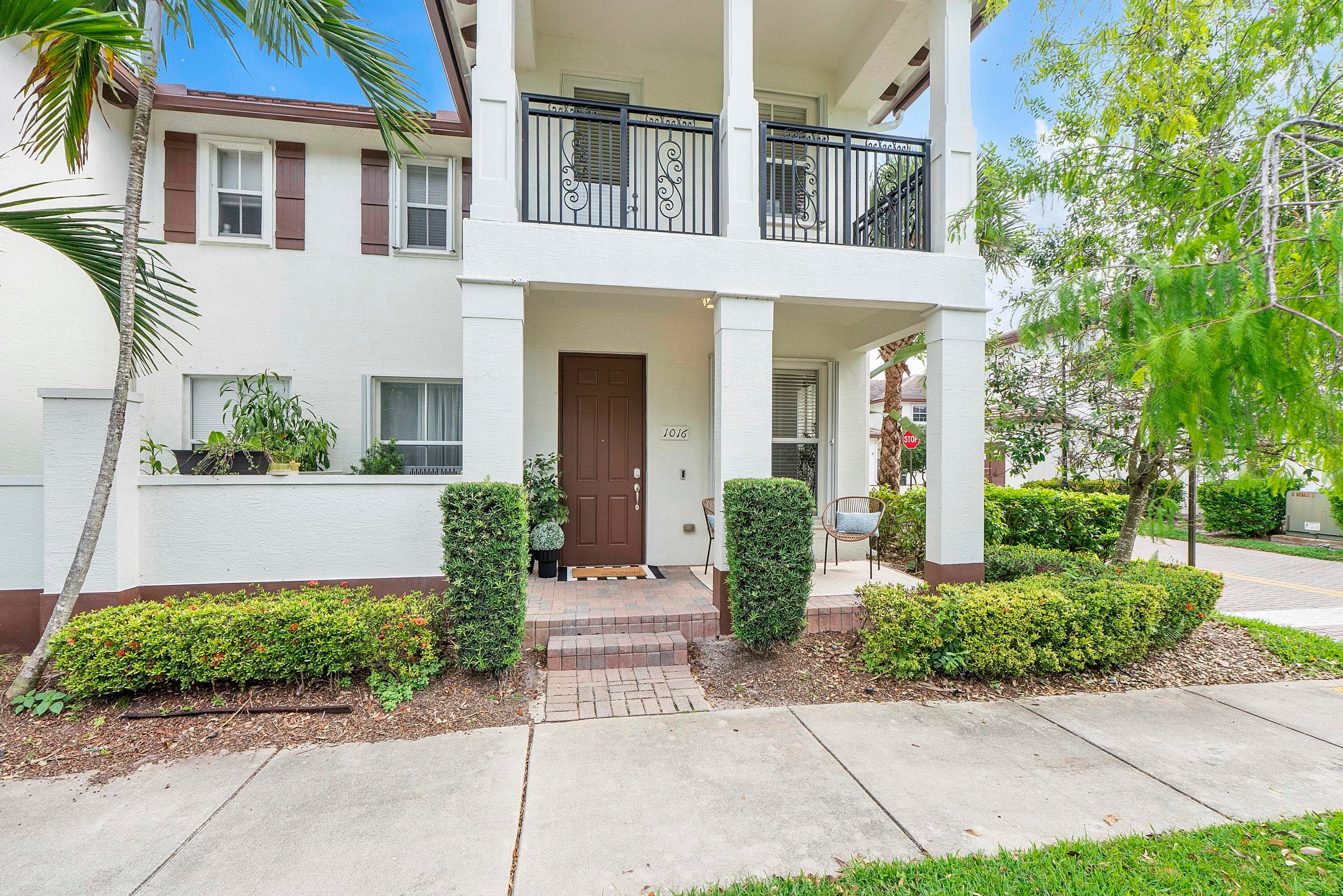 4760 Mimosa Place 1016, Coconut Creek, FL 33073 — photo 2 of 44