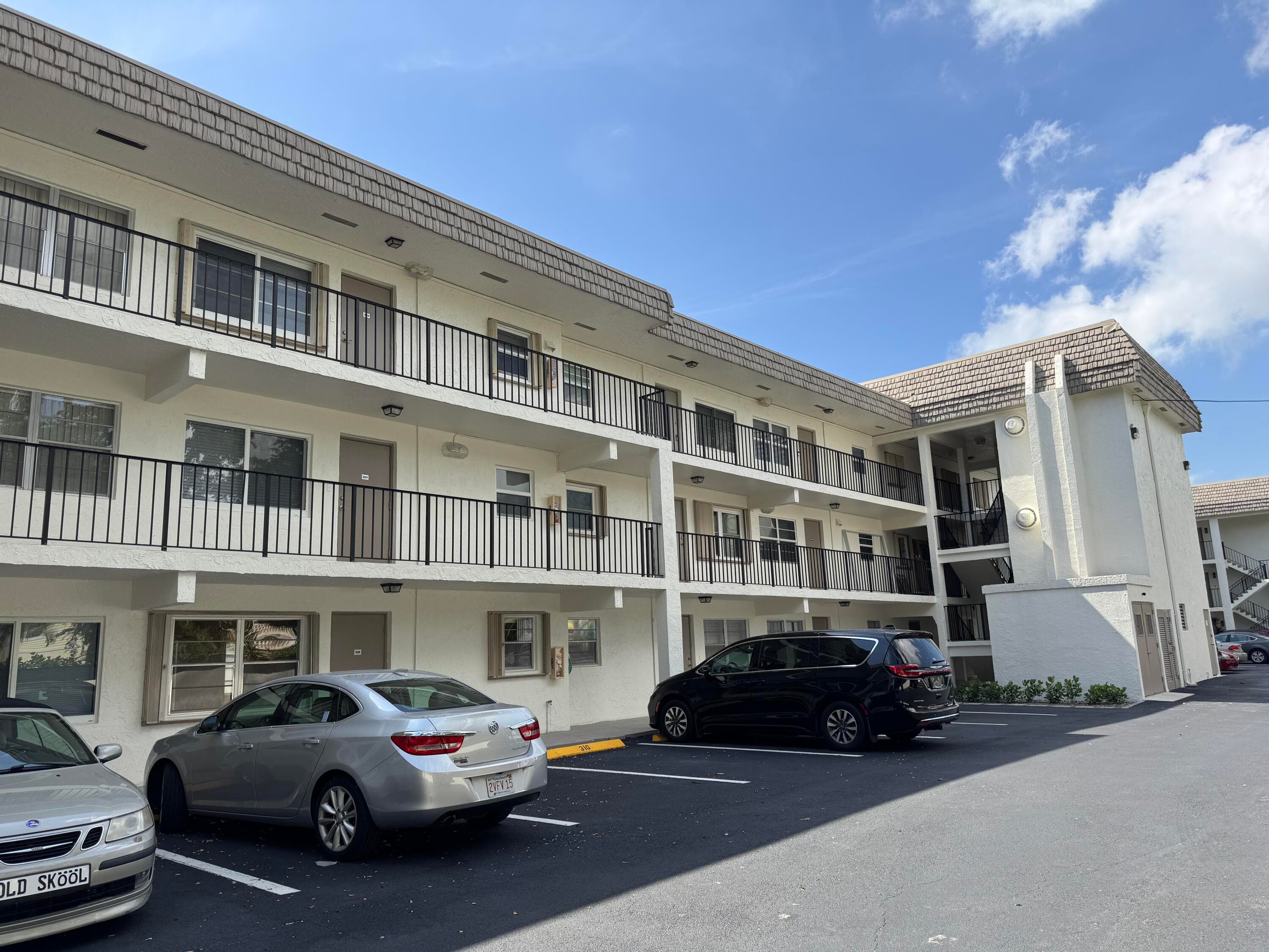 4143 N Ocean Boulevard 308, Fort Lauderdale, FL 33308 — photo 21 of 23