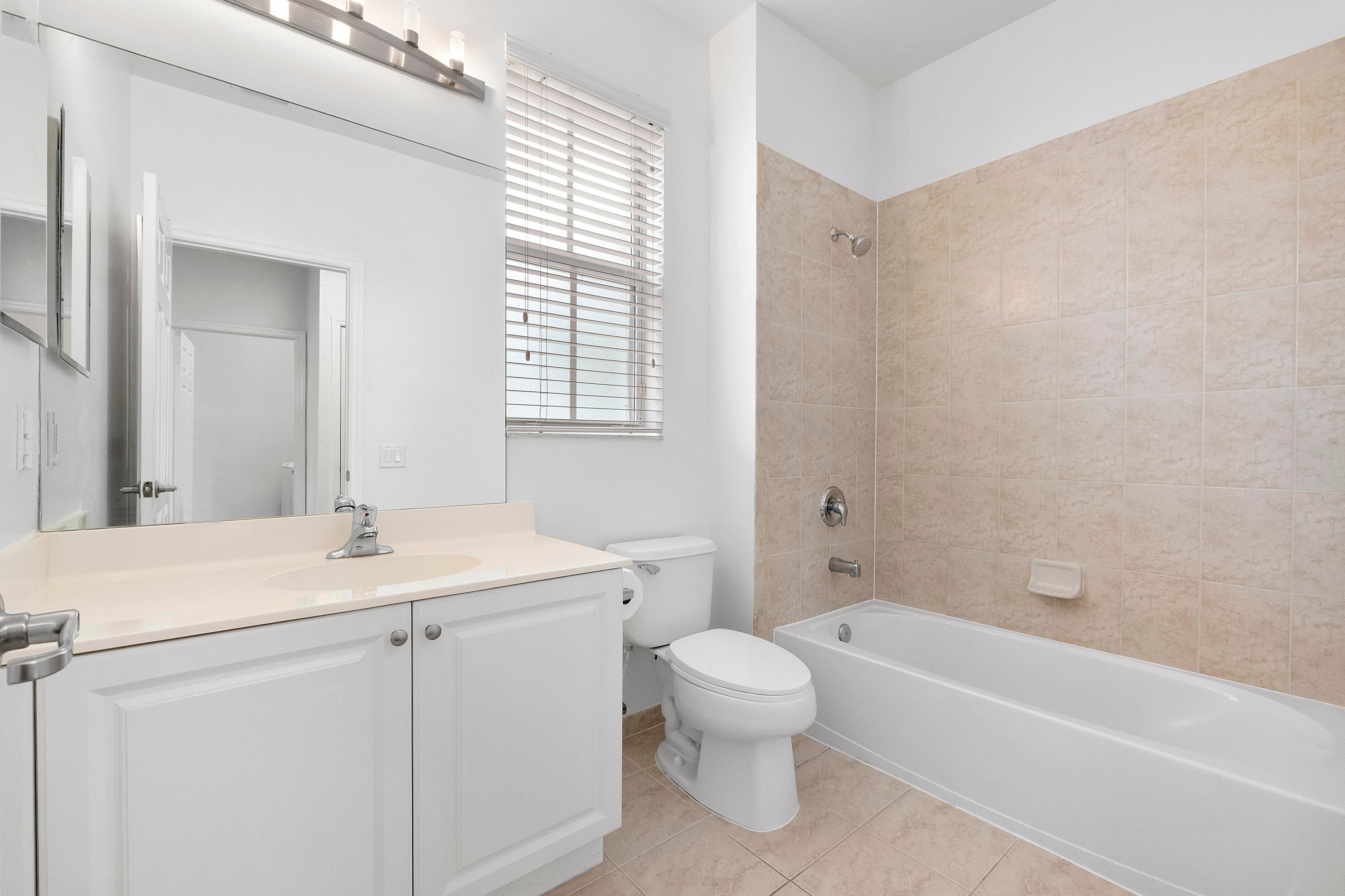 4760 Mimosa Place 1016, Coconut Creek, FL 33073 — photo 35 of 44