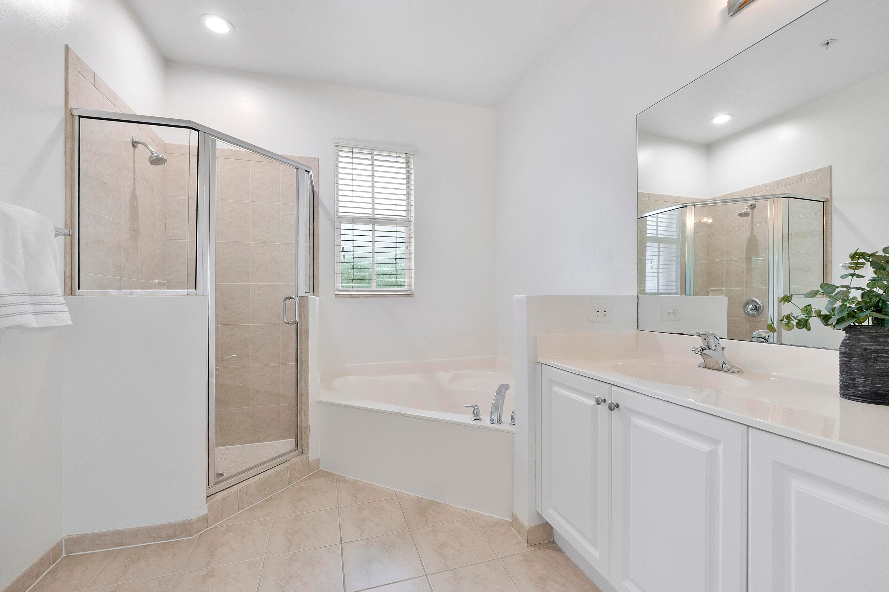 4760 Mimosa Place 1016, Coconut Creek, FL 33073 — photo 25 of 44