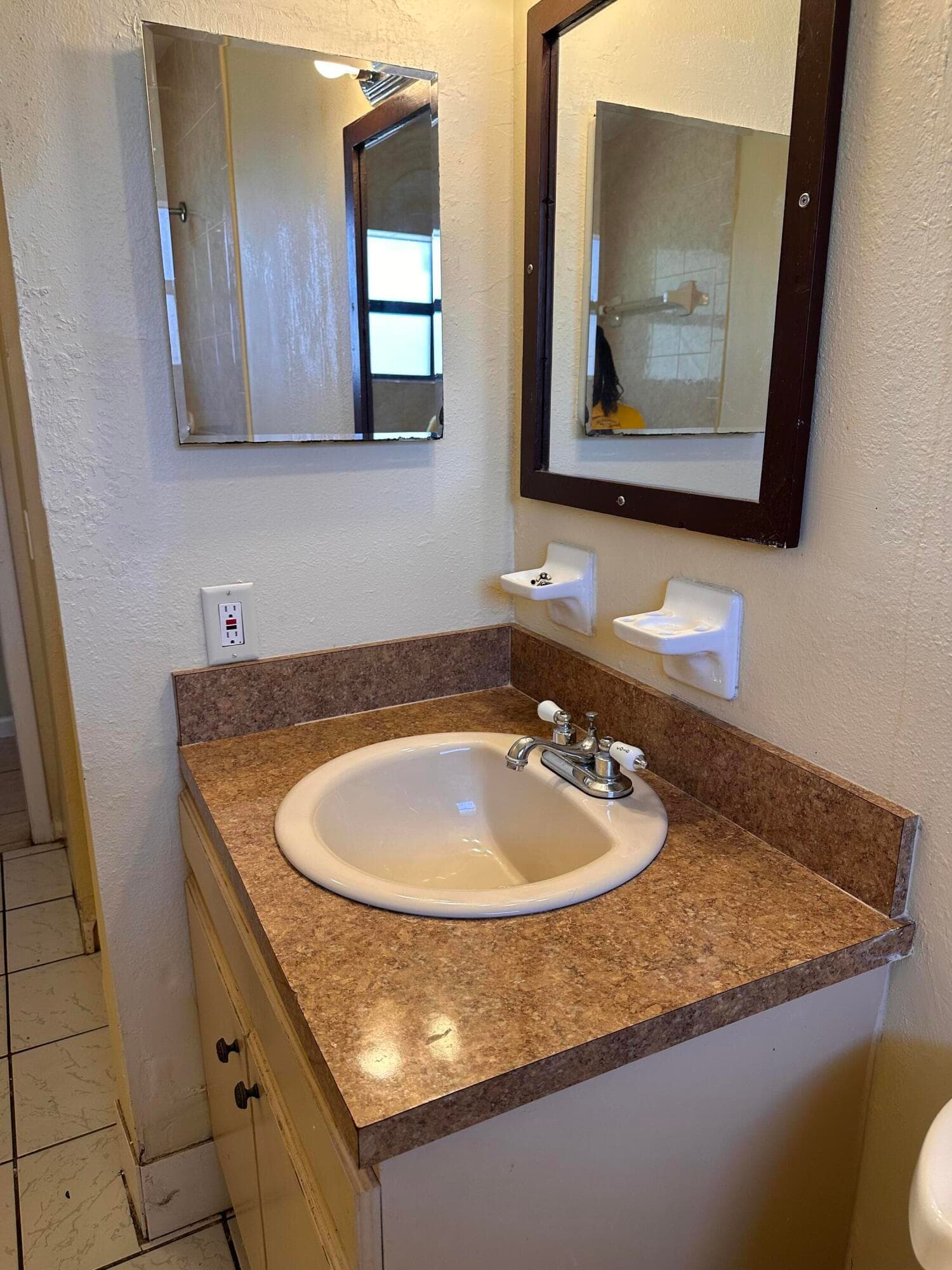 50 NW 8th Avenue 1, Dania Beach, FL 33004 — photo 6 of 10