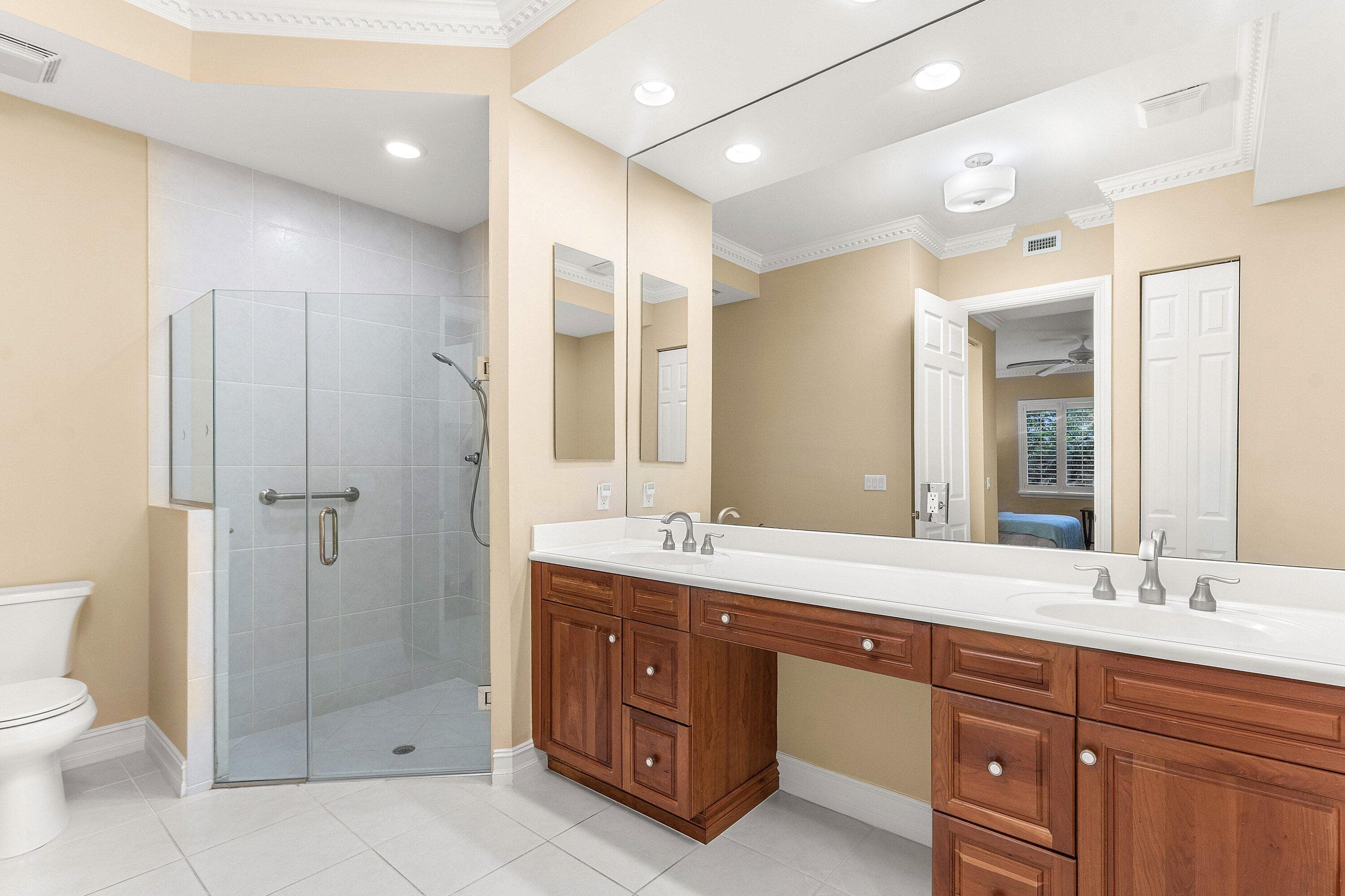 101 Palm Bay Circle A, Palm Beach Gardens, FL 33418 — photo 19 of 32