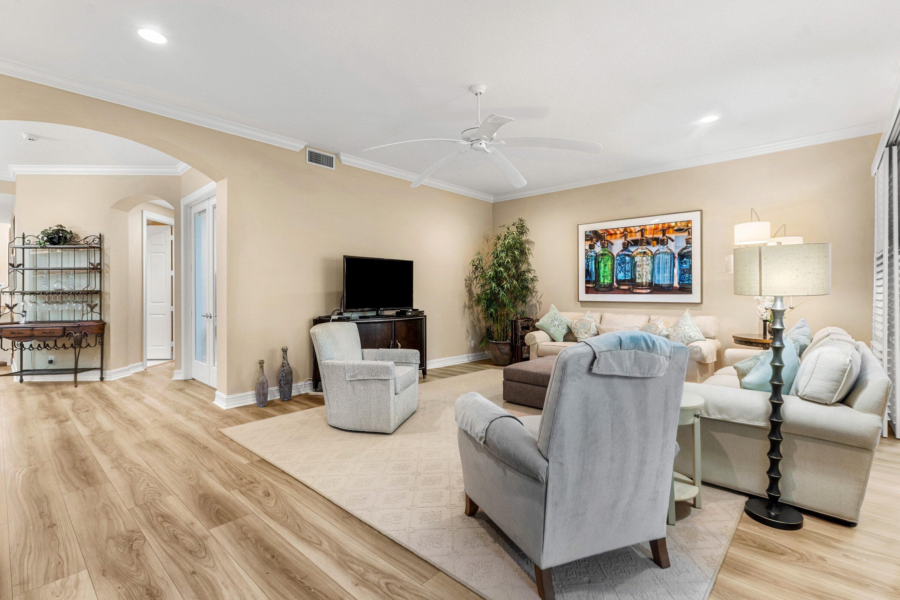 101 Palm Bay Circle A, Palm Beach Gardens, FL 33418 — photo 8 of 32