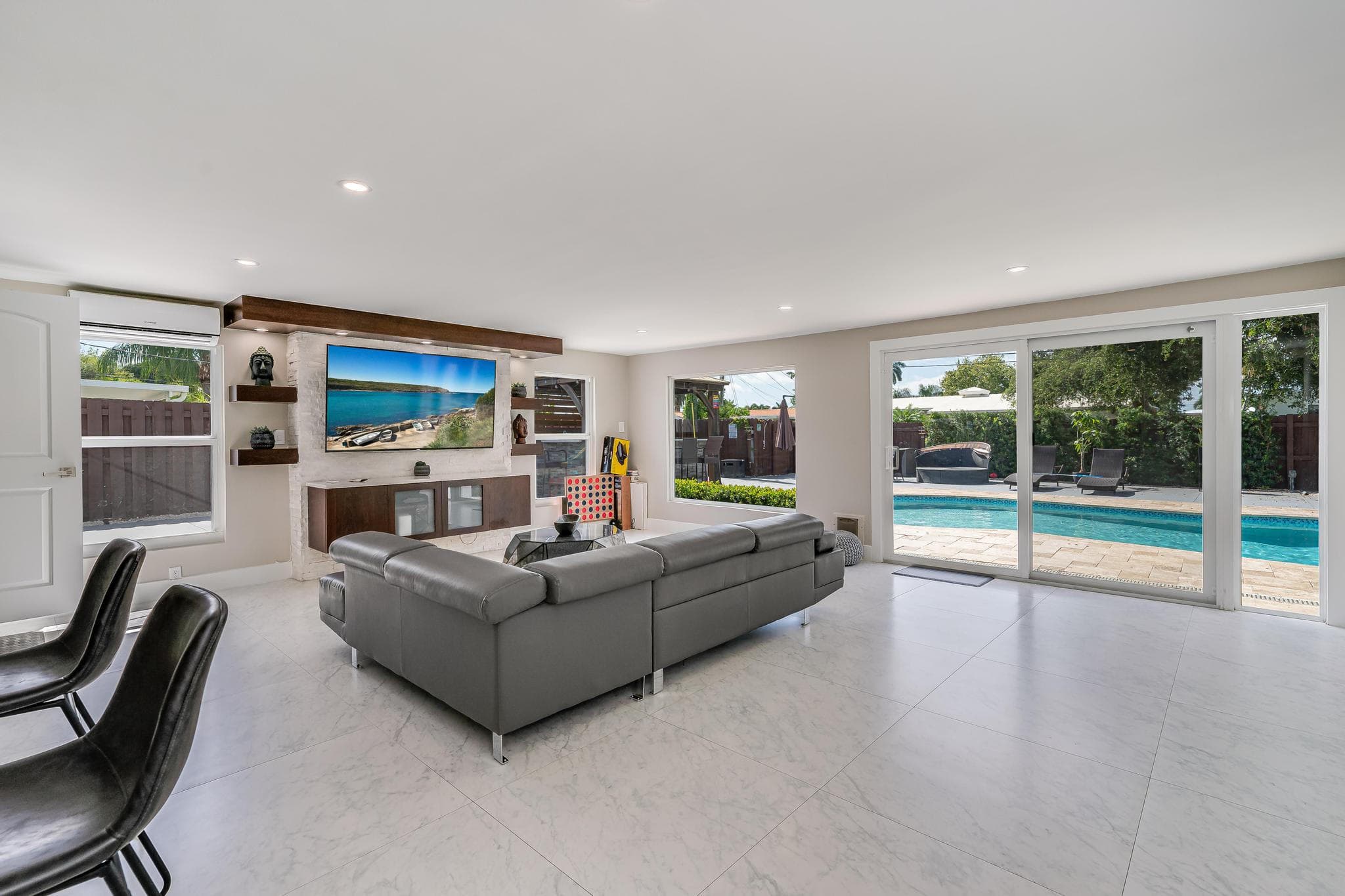 300 SE 8th Court, Pompano Beach, FL 33060 — photo 10 of 27
