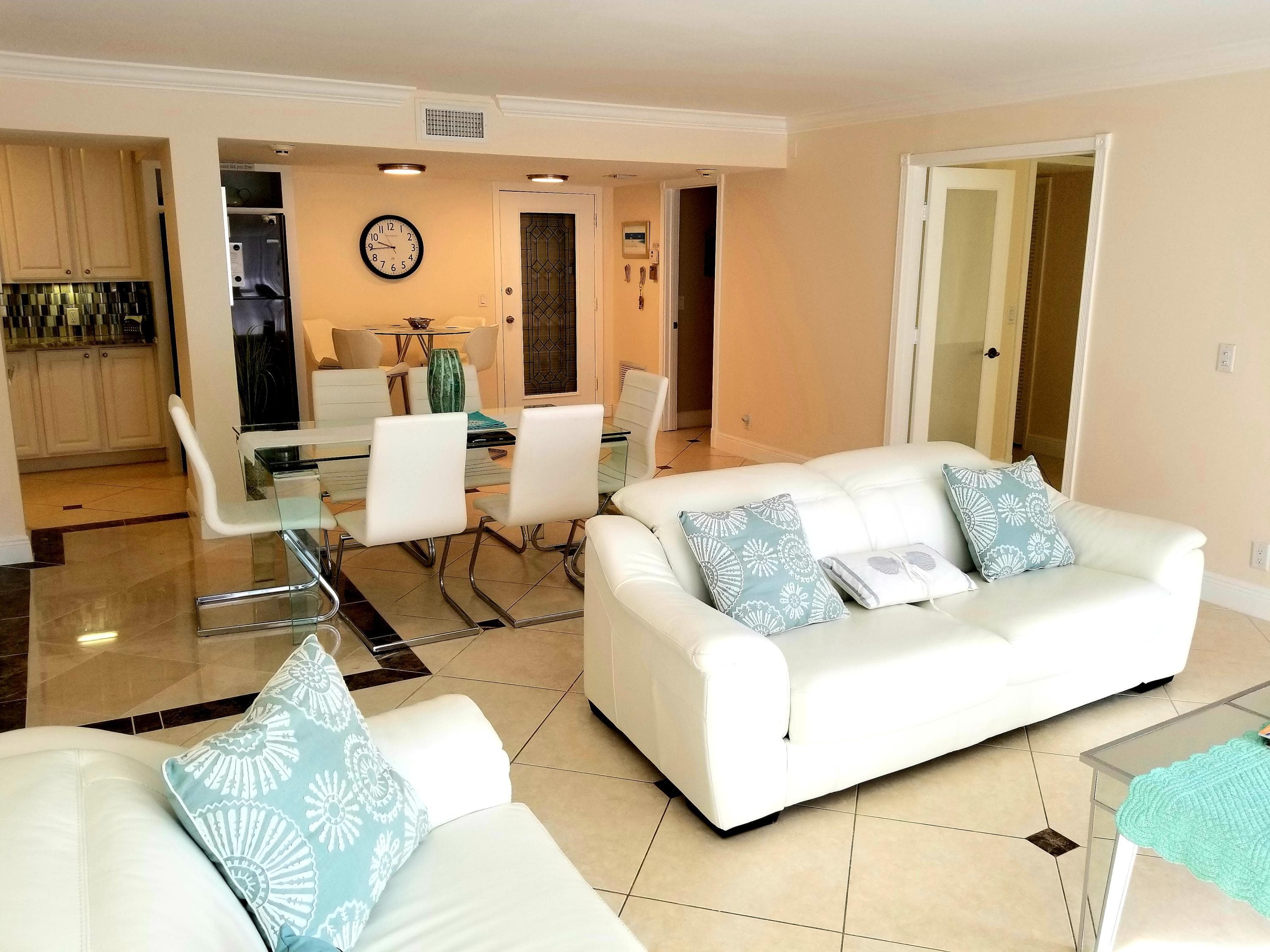 3570 S Ocean Boulevard 807, South Palm Beach, FL 33480 — photo 8 of 24