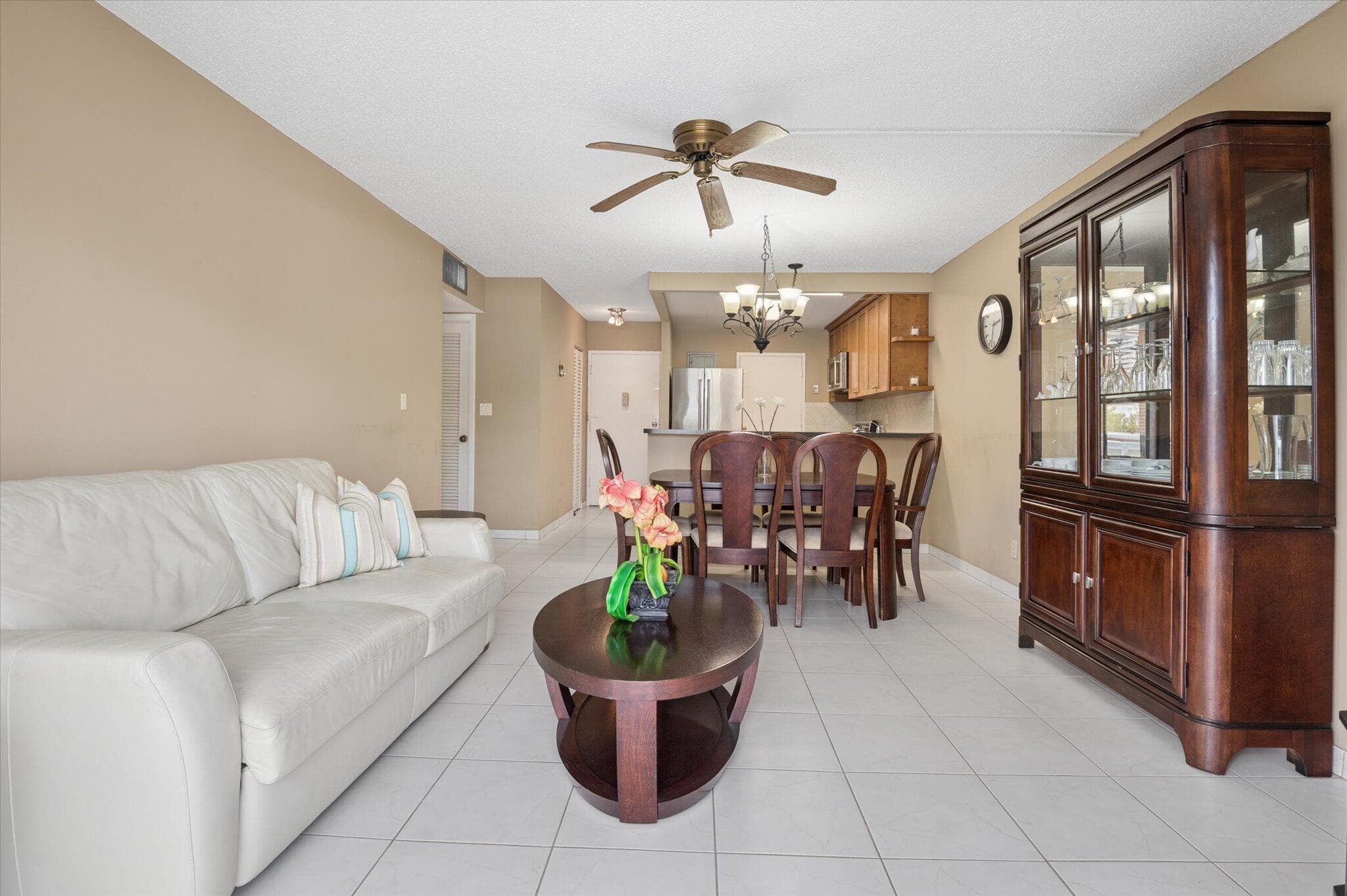 550 Bayshore Drive 314, Fort Lauderdale, FL 33304 — photo 5 of 18