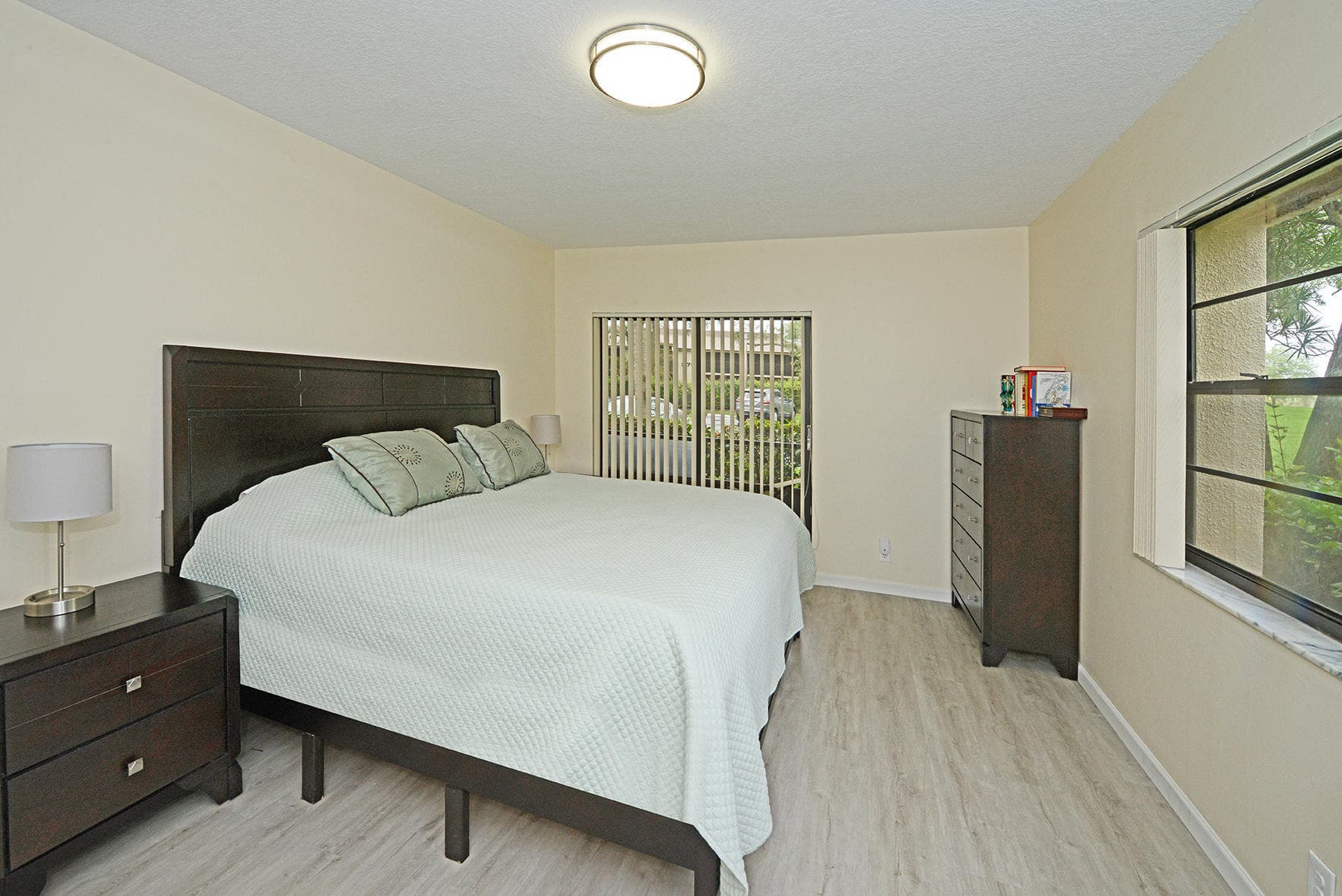 297 Deer Creek Boulevard 1302, Deerfield Beach, FL 33442 — photo 11 of 15