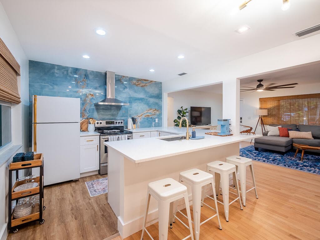 418 N Palmway, Lake Worth Beach, FL 33460 — photo 14 of 30